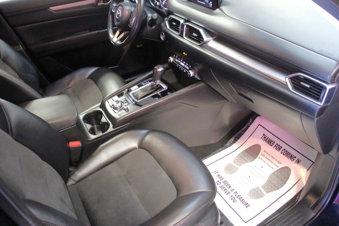 2019 Blue Mazda CX-5 Touring AWD (JM3KFBCMXK1) with an 2.5L I4 2.5L I4 engine, Automatic 6-Speed transmission, located at 4301 NW 39th , Oklahoma City, OK, 73112, (405) 949-5600, 35.512135, -97.598671 - NO DRIVERS LICENCE NO-FULL COVERAGE INSURANCE-NO CREDIT CHECK. COME ON OVER TO SUPERSPORTS AND TAKE A LOOK AND TEST DRIVE. PLEASE GIVE US A CALL AT (405) 949-5600. NO LICENSIA DE MANEJAR- NO SEGURO DE COBERTURA TOTAL- NO VERIFICACCION DE CREDITO. POR FAVOR VENGAN A SUPERSPORTS, ECHE UN - Photo#8