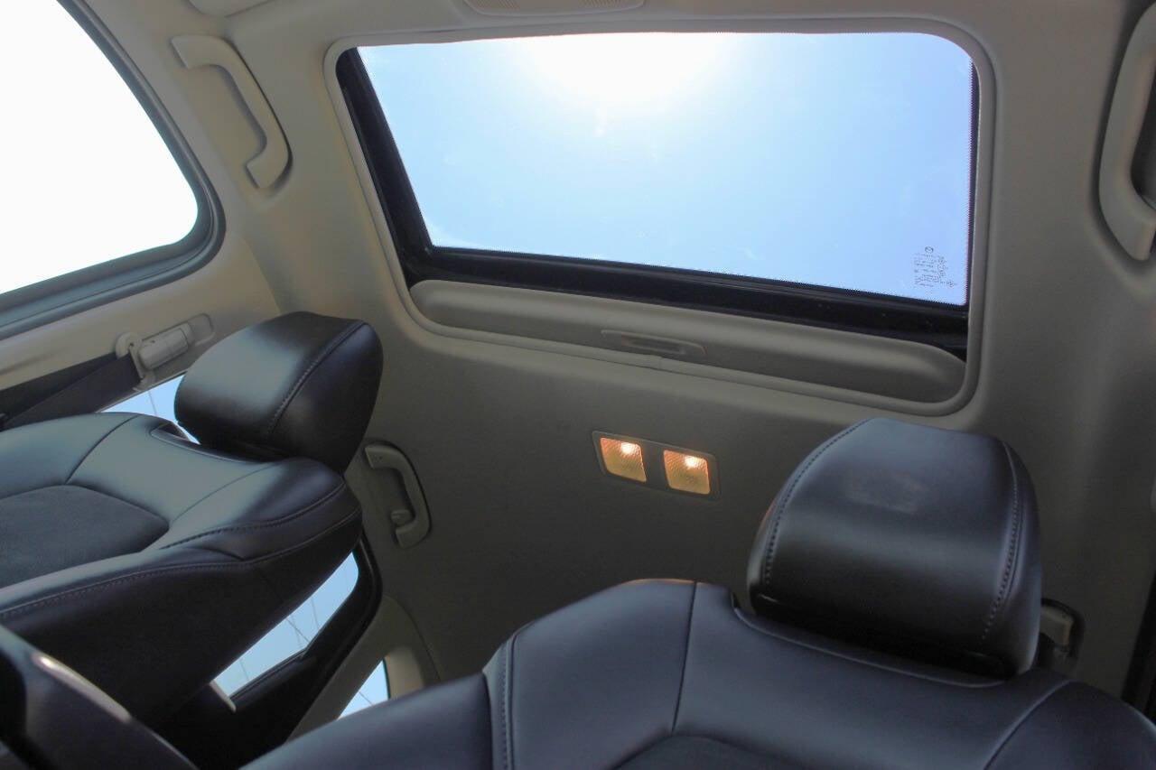 2019 Blue Mazda CX-5 Touring AWD (JM3KFBCMXK1) with an 2.5L I4 2.5L I4 engine, Automatic 6-Speed transmission, located at 4301 NW 39th , Oklahoma City, OK, 73112, (405) 949-5600, 35.512135, -97.598671 - NO DRIVERS LICENCE NO-FULL COVERAGE INSURANCE-NO CREDIT CHECK. COME ON OVER TO SUPERSPORTS AND TAKE A LOOK AND TEST DRIVE. PLEASE GIVE US A CALL AT (405) 949-5600. NO LICENSIA DE MANEJAR- NO SEGURO DE COBERTURA TOTAL- NO VERIFICACCION DE CREDITO. POR FAVOR VENGAN A SUPERSPORTS, ECHE UN - Photo#19