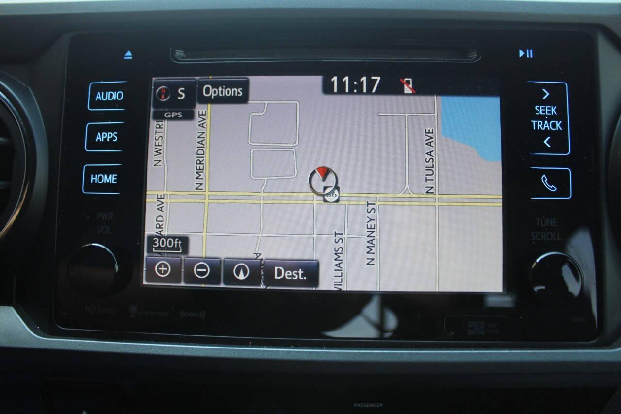 2016 Gray Toyota Tacoma SR5 Access Cab V6 6AT 4WD (5TFSZ5AN0GX) with an 3.5L V6 3.5L V6 engine, Automatic 6-Speed transmission, located at 4301 NW 39th , Oklahoma City, OK, 73112, (405) 949-5600, 35.512135, -97.598671 - Photo#18