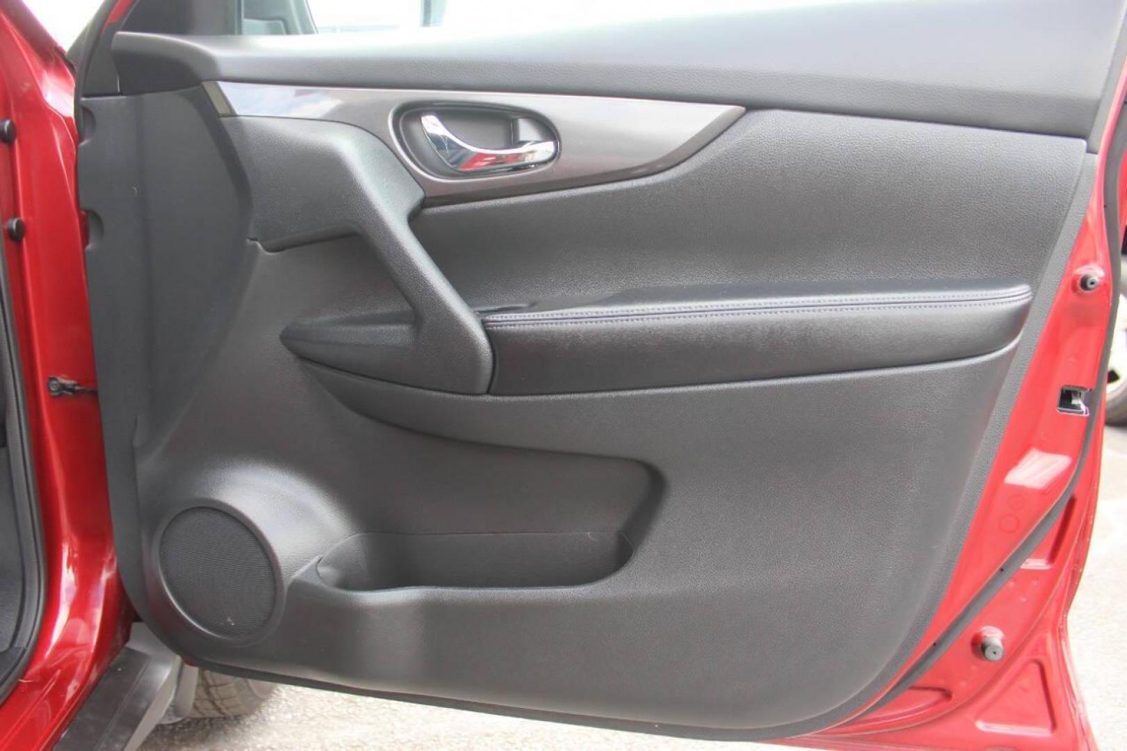 2020 Red Nissan Rogue S AWD (5N1AT2MV3LC) with an 2.5L L4 DOHC 16V engine, CVT transmission, located at 4301 NW 39th , Oklahoma City, OK, 73112, (405) 949-5600, 35.512135, -97.598671 - Photo#9