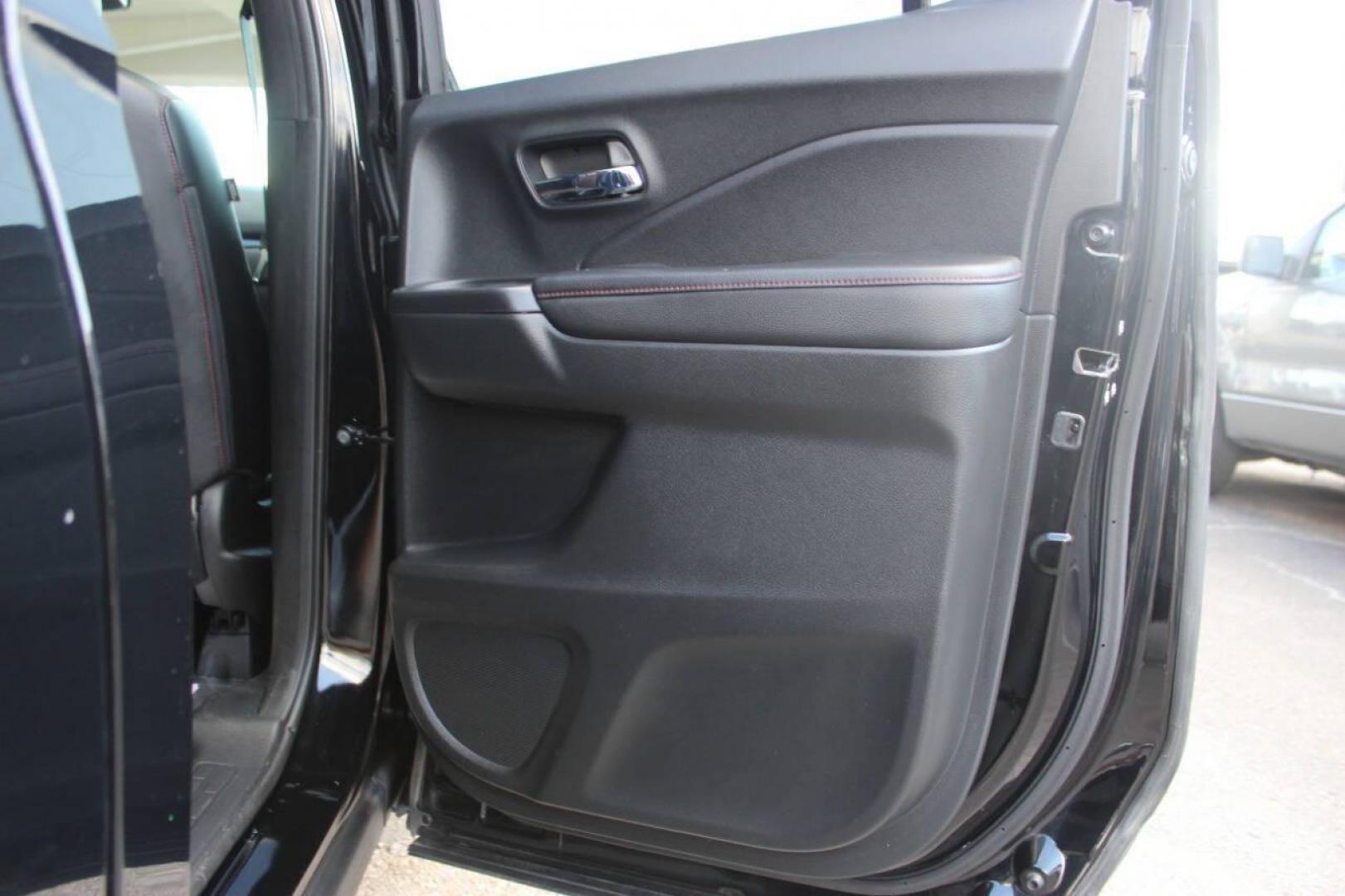 2019 Black Honda Ridgeline Black Edition AWD (5FPYK3F81KB) with an 3.5L V6 SOHC 24V engine, 6A transmission, located at 4301 NW 39th , Oklahoma City, OK, 73112, (405) 949-5600, 35.512135, -97.598671 - NO DRIVERS LICENCE NO-FULL COVERAGE INSURANCE-NO CREDIT CHECK. COME ON OVER TO SUPERSPORTS AND TAKE A LOOK AND TEST DRIVE. PLEASE GIVE US A CALL AT (405) 949-5600. NO LICENSIA DE MANEJAR- NO SEGURO DE COBERTURA TOTAL- NO VERIFICACCION DE CREDITO. POR FAVOR VENGAN A SUPERSPORTS, ECHE UN - Photo#12