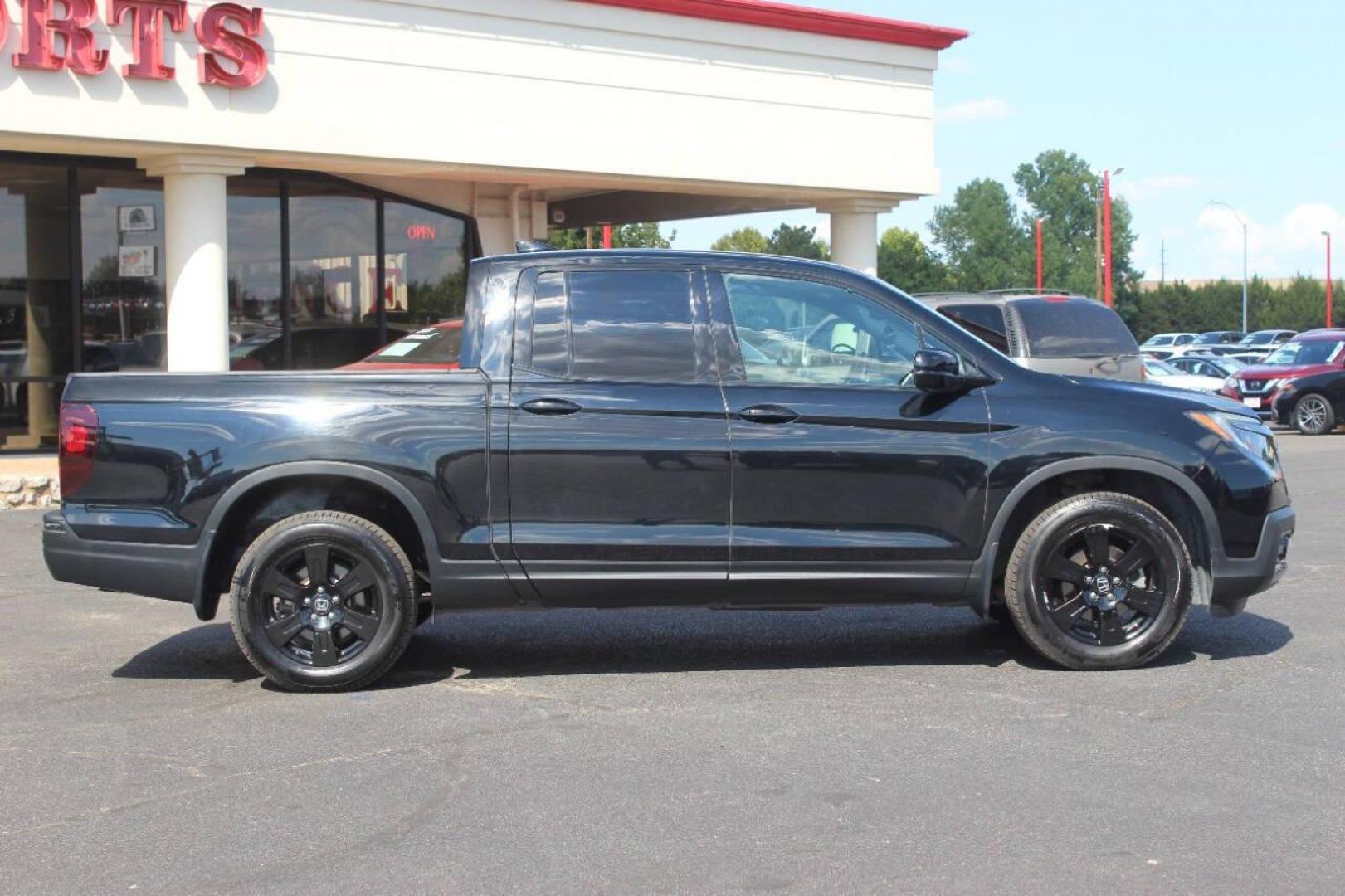 2019 Black Honda Ridgeline Black Edition AWD (5FPYK3F81KB) with an 3.5L V6 SOHC 24V engine, 6A transmission, located at 4301 NW 39th , Oklahoma City, OK, 73112, (405) 949-5600, 35.512135, -97.598671 - NO DRIVERS LICENCE NO-FULL COVERAGE INSURANCE-NO CREDIT CHECK. COME ON OVER TO SUPERSPORTS AND TAKE A LOOK AND TEST DRIVE. PLEASE GIVE US A CALL AT (405) 949-5600. NO LICENSIA DE MANEJAR- NO SEGURO DE COBERTURA TOTAL- NO VERIFICACCION DE CREDITO. POR FAVOR VENGAN A SUPERSPORTS, ECHE UN - Photo#3