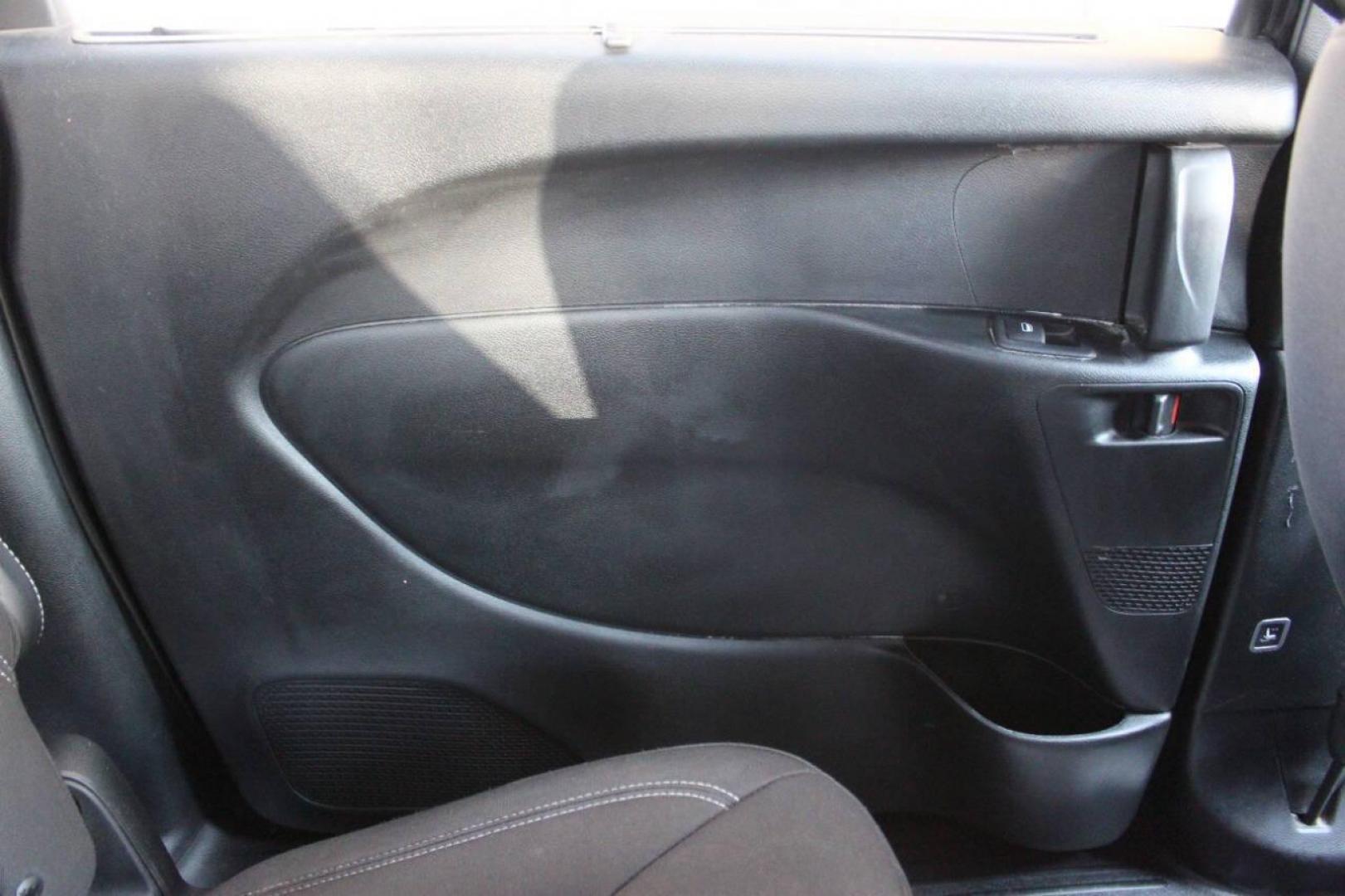 2019 Black Chrysler Pacifica Touring Plus (2C4RC1FG9KR) with an 3.6L V6 3.6L V6 engine, Automatic 9-Speed transmission, located at 4301 NW 39th , Oklahoma City, OK, 73112, (405) 949-5600, 35.512135, -97.598671 - NO DRIVERS LICENCE NO-FULL COVERAGE INSURANCE-NO CREDIT CHECK. COME ON OVER TO SUPERSPORTS AND TAKE A LOOK AND TEST DRIVE. PLEASE GIVE US A CALL AT (405) 949-5600. NO LICENSIA DE MANEJAR- NO SEGURO DE COBERTURA TOTAL- NO VERIFICACCION DE CREDITO. POR FAVOR VENGAN A SUPERSPORTS, ECHE UN - Photo#14