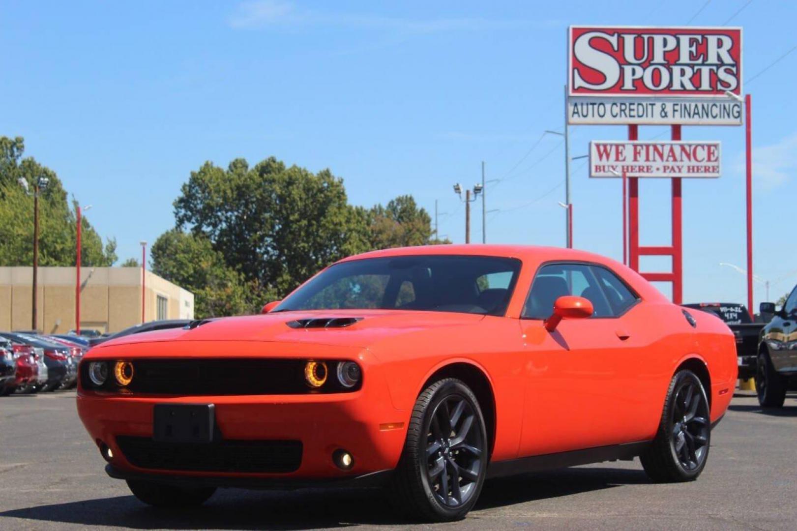 2021 Orange Dodge Challenger SXT (2C3CDZAG1MH) with an 3.6L V6 DOHC 24V engine, 8A transmission, located at 4301 NW 39th , Oklahoma City, OK, 73112, (405) 949-5600, 35.512135, -97.598671 - NO DRIVERS LICENCE NO-FULL COVERAGE INSURANCE-NO CREDIT CHECK. COME ON OVER TO SUPERSPORTS AND TAKE A LOOK AND TEST DRIVE. PLEASE GIVE US A CALL AT (405) 949-5600. NO LICENSIA DE MANEJAR- NO SEGURO DE COBERTURA TOTAL- NO VERIFICACCION DE CREDITO. POR FAVOR VENGAN A SUPERSPORTS, ECHE UN - Photo#7
