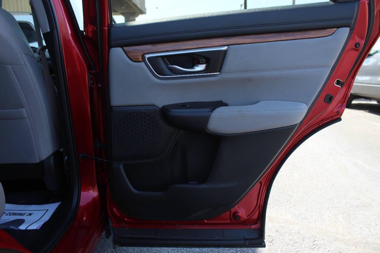 2021 Red Honda CR-V EX AWD (2HKRW2H59MH) with an 1.5L I4 Turbocharger 1.5L I4 engine, CVT transmission, located at 4301 NW 39th , Oklahoma City, OK, 73112, (405) 949-5600, 35.512135, -97.598671 - NO DRIVERS LICENCE -NO FULL COVERAGE INSURANCE - NO CREDIT CHECK. COME ON OVER TO SUPERSPORTS, TAKE A LOOK AND TEST DRIVE. PLEASE GIVE US A CALL AT (405) 949-5600. NO LICENCIA DE CONDUCIR - NO SEGURO DE COBERTURA TOTAL - NO VERIFICACION DE CREDITO. VISITENOS EN SUPERSPORTS, MIRE NUESTRO - Photo#11