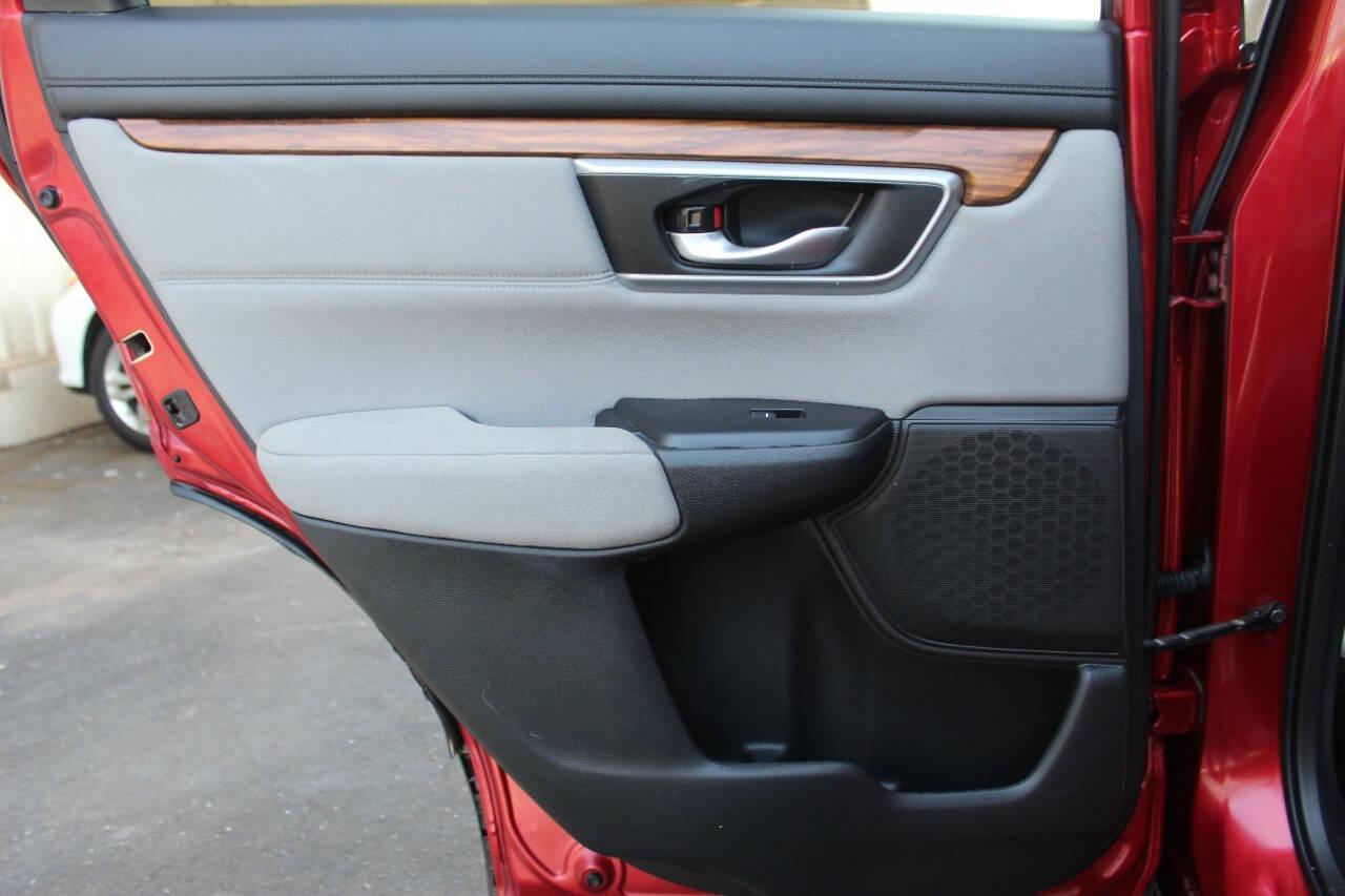 2021 Red Honda CR-V EX AWD (2HKRW2H59MH) with an 1.5L I4 Turbocharger 1.5L I4 engine, CVT transmission, located at 4301 NW 39th , Oklahoma City, OK, 73112, (405) 949-5600, 35.512135, -97.598671 - NO DRIVERS LICENCE -NO FULL COVERAGE INSURANCE - NO CREDIT CHECK. COME ON OVER TO SUPERSPORTS, TAKE A LOOK AND TEST DRIVE. PLEASE GIVE US A CALL AT (405) 949-5600. NO LICENCIA DE CONDUCIR - NO SEGURO DE COBERTURA TOTAL - NO VERIFICACION DE CREDITO. VISITENOS EN SUPERSPORTS, MIRE NUESTRO - Photo#15