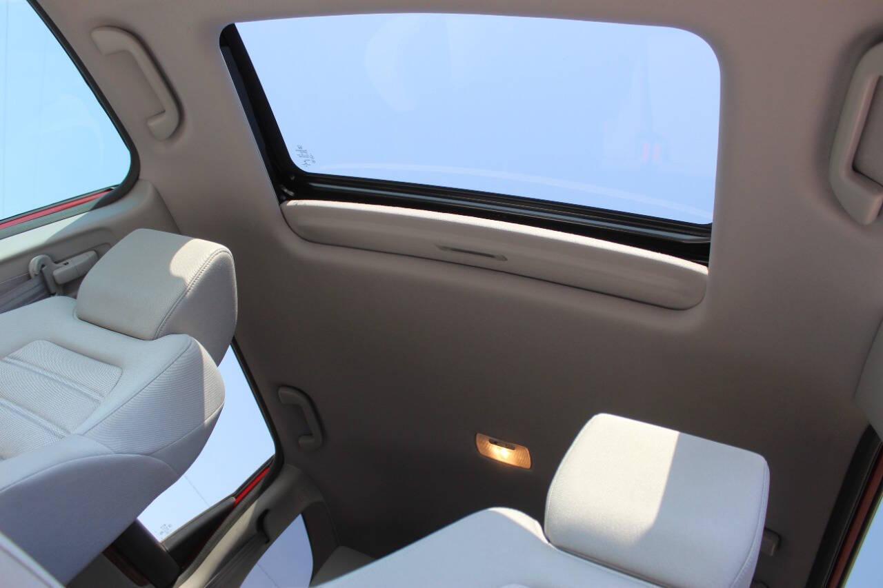 2021 Red Honda CR-V EX AWD (2HKRW2H59MH) with an 1.5L I4 Turbocharger 1.5L I4 engine, CVT transmission, located at 4301 NW 39th , Oklahoma City, OK, 73112, (405) 949-5600, 35.512135, -97.598671 - NO DRIVERS LICENCE -NO FULL COVERAGE INSURANCE - NO CREDIT CHECK. COME ON OVER TO SUPERSPORTS, TAKE A LOOK AND TEST DRIVE. PLEASE GIVE US A CALL AT (405) 949-5600. NO LICENCIA DE CONDUCIR - NO SEGURO DE COBERTURA TOTAL - NO VERIFICACION DE CREDITO. VISITENOS EN SUPERSPORTS, MIRE NUESTRO - Photo#19