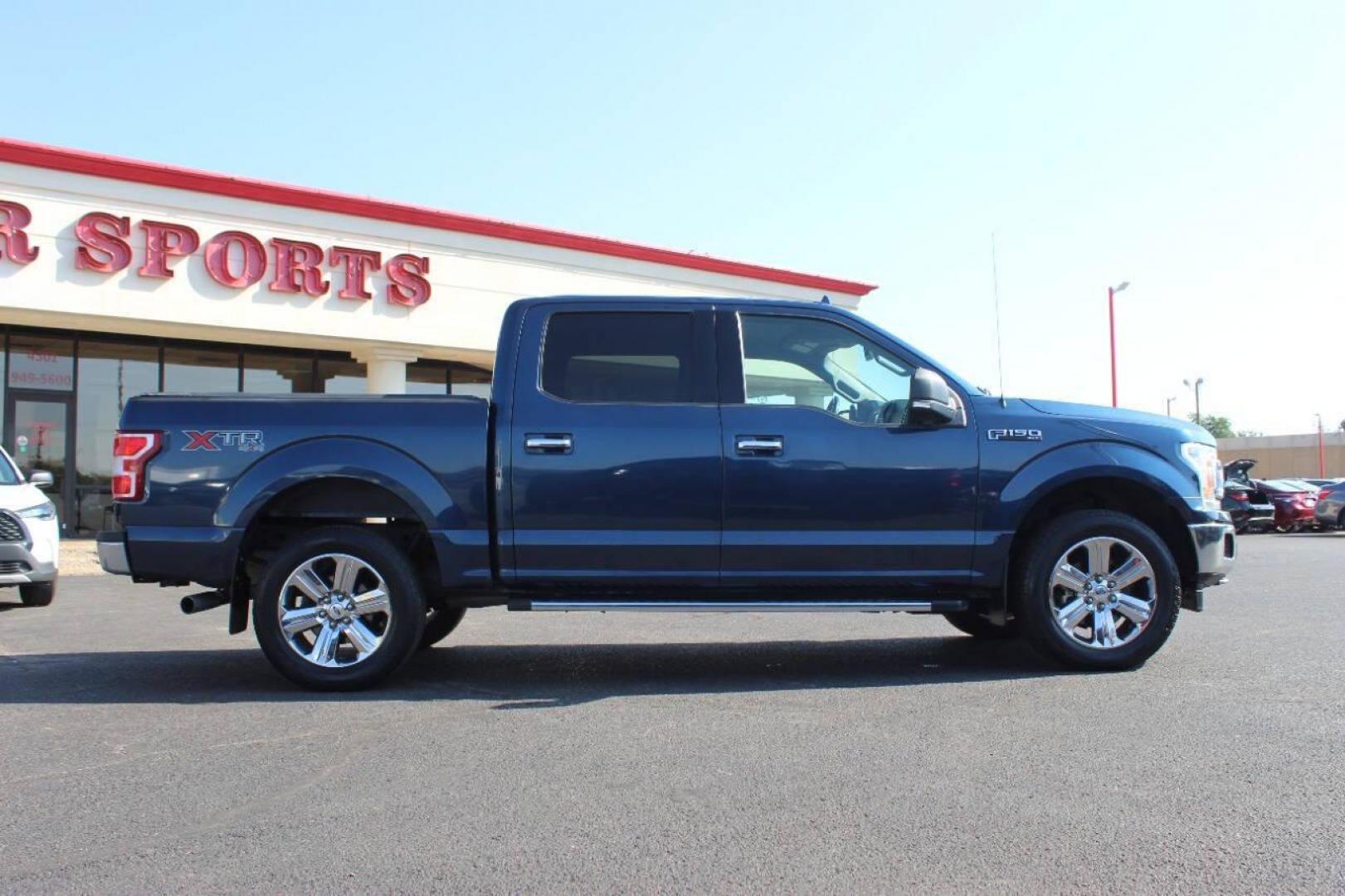 2018 Blue Ford F-150 XLT SuperCrew 5.5-ft. Bed 4WD (1FTEW1EG7JF) with an 3.5L V6 TURBO engine, 6A transmission, located at 4301 NW 39th , Oklahoma City, OK, 73112, (405) 949-5600, 35.512135, -97.598671 - NO DRIVERS LICENCE NO-FULL COVERAGE INSURANCE-NO CREDIT CHECK. COME ON OVER TO SUPERSPORTS AND TAKE A LOOK AND TEST DRIVE. PLEASE GIVE US A CALL AT (405) 949-5600. NO LICENSIA DE MANEJAR- NO SEGURO DE COBERTURA TOTAL- NO VERIFICACCION DE CREDITO. POR FAVOR VENGAN A SUPERSPORTS, ECHE UN - Photo#3