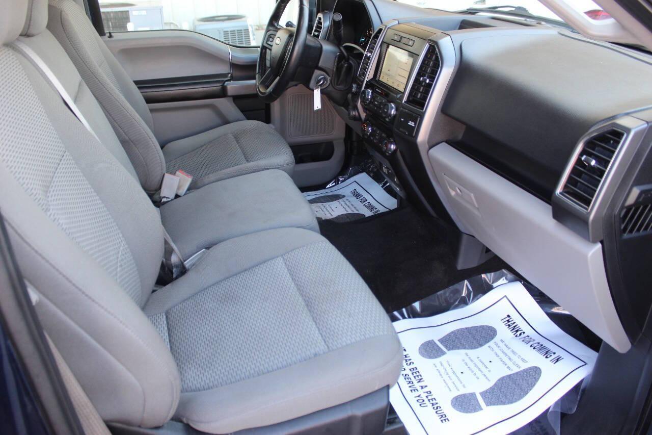 2018 Blue Ford F-150 XLT SuperCrew 5.5-ft. Bed 4WD (1FTEW1EG7JF) with an 3.5L V6 TURBO engine, 6A transmission, located at 4301 NW 39th , Oklahoma City, OK, 73112, (405) 949-5600, 35.512135, -97.598671 - NO DRIVERS LICENCE -NO FULL COVERAGE INSURANCE - NO CREDIT CHECK. COME ON OVER TO SUPERSPORTS, TAKE A LOOK AND TEST DRIVE. PLEASE GIVE US A CALL AT (405) 949-5600. NO LICENCIA DE CONDUCIR - NO SEGURO DE COBERTURA TOTAL - NO VERIFICACION DE CREDITO. VISITENOS EN SUPERSPORTS, MIRE NUESTRO - Photo#8