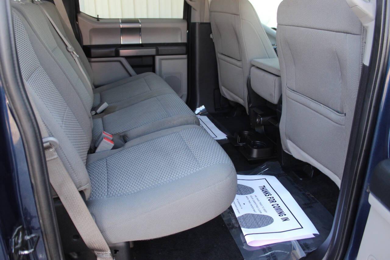 2018 Blue Ford F-150 XLT SuperCrew 5.5-ft. Bed 4WD (1FTEW1EG7JF) with an 3.5L V6 TURBO engine, 6A transmission, located at 4301 NW 39th , Oklahoma City, OK, 73112, (405) 949-5600, 35.512135, -97.598671 - NO DRIVERS LICENCE -NO FULL COVERAGE INSURANCE - NO CREDIT CHECK. COME ON OVER TO SUPERSPORTS, TAKE A LOOK AND TEST DRIVE. PLEASE GIVE US A CALL AT (405) 949-5600. NO LICENCIA DE CONDUCIR - NO SEGURO DE COBERTURA TOTAL - NO VERIFICACION DE CREDITO. VISITENOS EN SUPERSPORTS, MIRE NUESTRO - Photo#10