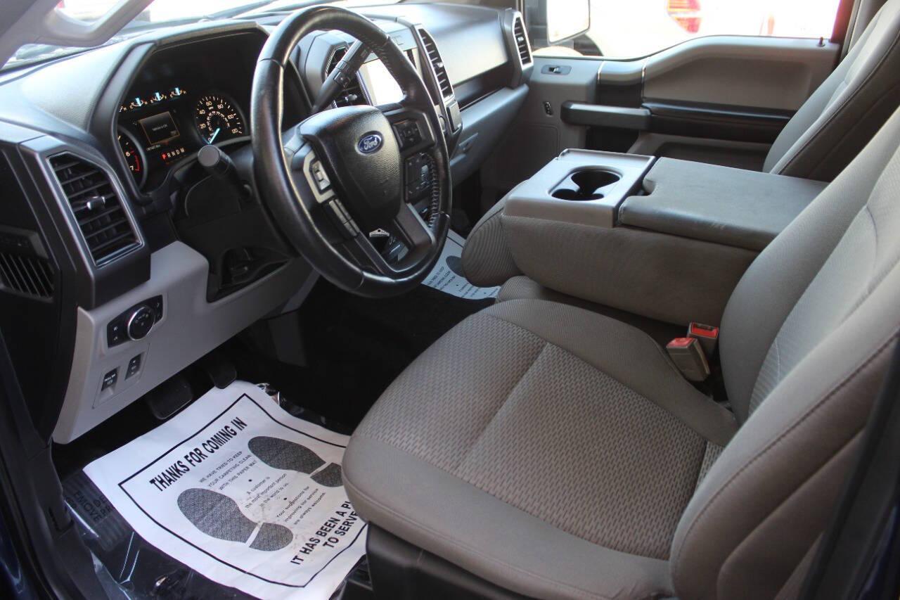 2018 Blue Ford F-150 XLT SuperCrew 5.5-ft. Bed 4WD (1FTEW1EG7JF) with an 3.5L V6 TURBO engine, 6A transmission, located at 4301 NW 39th , Oklahoma City, OK, 73112, (405) 949-5600, 35.512135, -97.598671 - NO DRIVERS LICENCE -NO FULL COVERAGE INSURANCE - NO CREDIT CHECK. COME ON OVER TO SUPERSPORTS, TAKE A LOOK AND TEST DRIVE. PLEASE GIVE US A CALL AT (405) 949-5600. NO LICENCIA DE CONDUCIR - NO SEGURO DE COBERTURA TOTAL - NO VERIFICACION DE CREDITO. VISITENOS EN SUPERSPORTS, MIRE NUESTRO - Photo#16