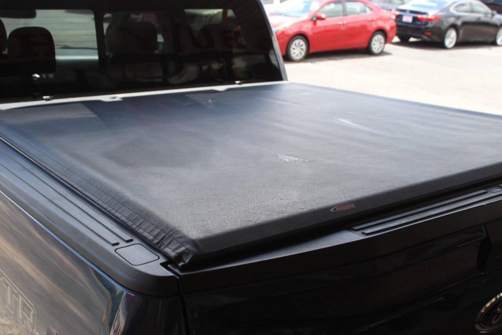 2018 Blue Ford F-150 XLT SuperCrew 5.5-ft. Bed 4WD (1FTEW1EG7JF) with an 3.5L V6 TURBO engine, 6A transmission, located at 4301 NW 39th , Oklahoma City, OK, 73112, (405) 949-5600, 35.512135, -97.598671 - NO DRIVERS LICENCE NO-FULL COVERAGE INSURANCE-NO CREDIT CHECK. COME ON OVER TO SUPERSPORTS AND TAKE A LOOK AND TEST DRIVE. PLEASE GIVE US A CALL AT (405) 949-5600. NO LICENSIA DE MANEJAR- NO SEGURO DE COBERTURA TOTAL- NO VERIFICACCION DE CREDITO. POR FAVOR VENGAN A SUPERSPORTS, ECHE UN - Photo#13