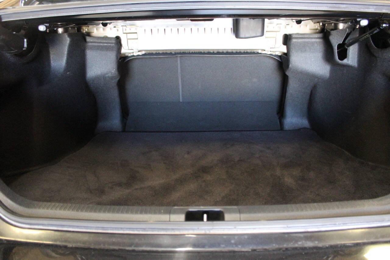 2022 Black Toyota Camry SE (4T1G11AK3NU) with an 2.5L I4 2.5L I4 engine, Automatic 8-Speed transmission, located at 4301 NW 39th , Oklahoma City, OK, 73112, (405) 949-5600, 35.512135, -97.598671 - NO DRIVERS LICENCE NO-FULL COVERAGE INSURANCE-NO CREDIT CHECK. COME ON OVER TO SUPERSPORTS AND TAKE A LOOK AND TEST DRIVE. PLEASE GIVE US A CALL AT (405) 949-5600. NO LICENSIA DE MANEJAR- NO SEGURO DE COBERTURA TOTAL- NO VERIFICACCION DE CREDITO. POR FAVOR VENGAN A SUPERSPORTS, ECHE UN - Photo#12