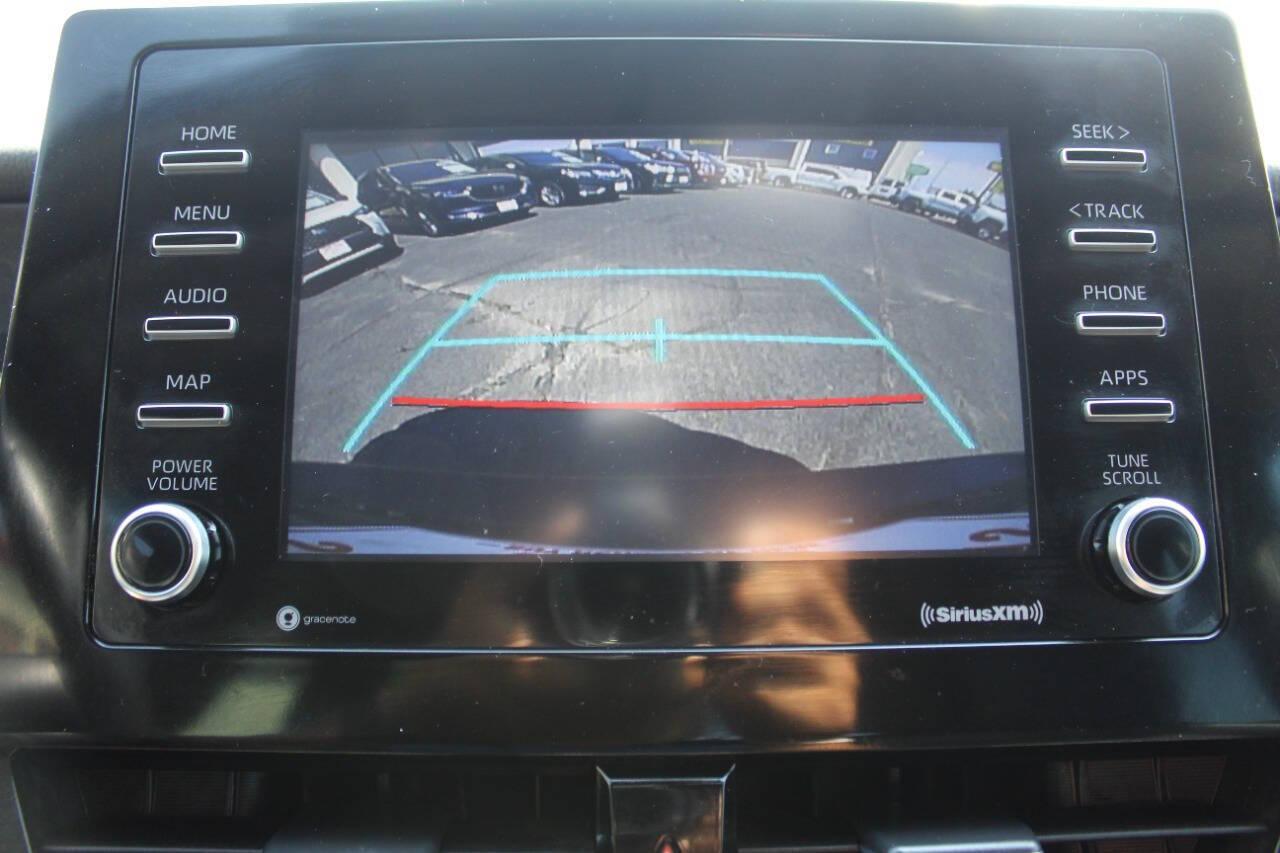 2022 Black Toyota Camry SE (4T1G11AK3NU) with an 2.5L I4 2.5L I4 engine, Automatic 8-Speed transmission, located at 4301 NW 39th , Oklahoma City, OK, 73112, (405) 949-5600, 35.512135, -97.598671 - NO DRIVERS LICENCE NO-FULL COVERAGE INSURANCE-NO CREDIT CHECK. COME ON OVER TO SUPERSPORTS AND TAKE A LOOK AND TEST DRIVE. PLEASE GIVE US A CALL AT (405) 949-5600. NO LICENSIA DE MANEJAR- NO SEGURO DE COBERTURA TOTAL- NO VERIFICACCION DE CREDITO. POR FAVOR VENGAN A SUPERSPORTS, ECHE UN - Photo#18