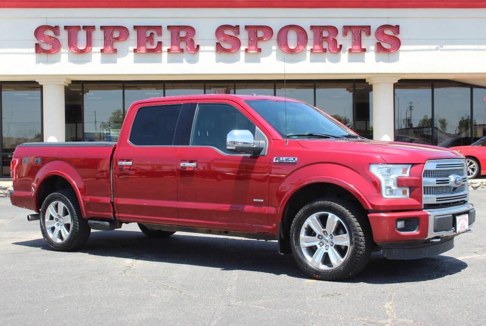 2015 Red Ford F-150 XL SuperCrew 6.5-ft. Bed 4WD (1FTFW1EGXFF) with an 3.5 V6 engine, 6-Speed Automatic transmission, located at 4301 NW 39th , Oklahoma City, OK, 73112, (405) 949-5600, 35.512135, -97.598671 - NO DRIVERS LICENCE NO - FULL COVERAGE INSURANCE - NO CREDIT CHECK. COME ON OVER TO SUPERSPORTS AND TAKE A LOOK AND TEST DRIVE. PLEASE GIVE US A CALL AT (405) 949-5600. NO LICENCIA DE MANEJAR - NO SEGURO DE COBERTURA TOTAL - NO VERIFICACION DE CREDITO. POR FAVOR VENGAN A SUPERSPORTS, ECH - Photo#2