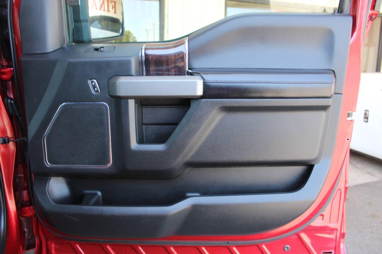 2015 Red Ford F-150 XL SuperCrew 6.5-ft. Bed 4WD (1FTFW1EGXFF) with an 3.5 V6 engine, 6-Speed Automatic transmission, located at 4301 NW 39th , Oklahoma City, OK, 73112, (405) 949-5600, 35.512135, -97.598671 - NO DRIVERS LICENCE -NO FULL COVERAGE INSURANCE - NO CREDIT CHECK. COME ON OVER TO SUPERSPORTS, TAKE A LOOK AND TEST DRIVE. PLEASE GIVE US A CALL AT (405) 949-5600. NO LICENCIA DE CONDUCIR - NO SEGURO DE COBERTURA TOTAL - NO VERIFICACION DE CREDITO. VISITENOS EN SUPERSPORTS, MIRE NUESTRO - Photo#9