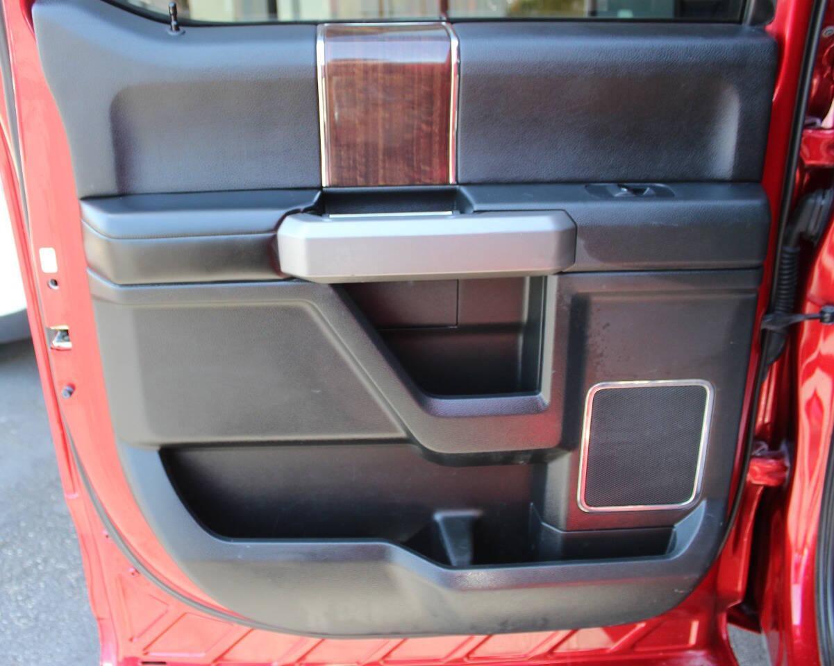 2015 Red Ford F-150 XL SuperCrew 6.5-ft. Bed 4WD (1FTFW1EGXFF) with an 3.5 V6 engine, 6-Speed Automatic transmission, located at 4301 NW 39th , Oklahoma City, OK, 73112, (405) 949-5600, 35.512135, -97.598671 - NO DRIVERS LICENCE -NO FULL COVERAGE INSURANCE - NO CREDIT CHECK. COME ON OVER TO SUPERSPORTS, TAKE A LOOK AND TEST DRIVE. PLEASE GIVE US A CALL AT (405) 949-5600. NO LICENCIA DE CONDUCIR - NO SEGURO DE COBERTURA TOTAL - NO VERIFICACION DE CREDITO. VISITENOS EN SUPERSPORTS, MIRE NUESTRO - Photo#12