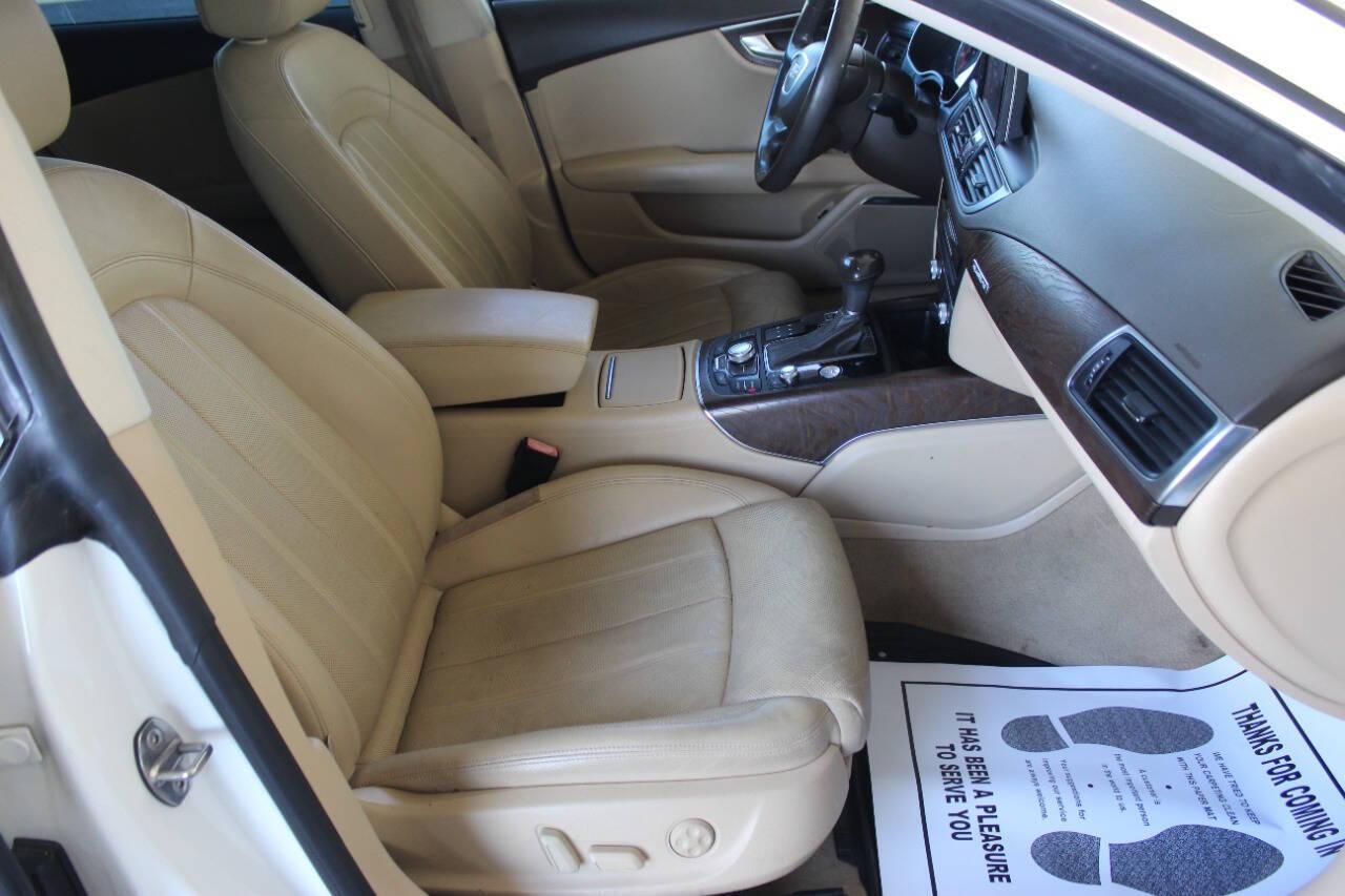 2014 White Audi A7 3.0T Premium quattro (WAU2GAFC1EN) with an 3.0L V6 Supercharger 3.0L V6 engine, Automatic 8-Speed transmission, located at 4301 NW 39th , Oklahoma City, OK, 73112, (405) 949-5600, 35.512135, -97.598671 - NO DRIVERS LICENCE NO-FULL COVERAGE INSURANCE-NO CREDIT CHECK. COME ON OVER TO SUPERSPORTS AND TAKE A LOOK AND TEST DRIVE. PLEASE GIVE US A CALL AT (405) 949-5600. NO LICENSIA DE MANEJAR- NO SEGURO DE COBERTURA TOTAL- NO VERIFICACCION DE CREDITO. POR FAVOR VENGAN A SUPERSPORTS, ECHE UN - Photo#6