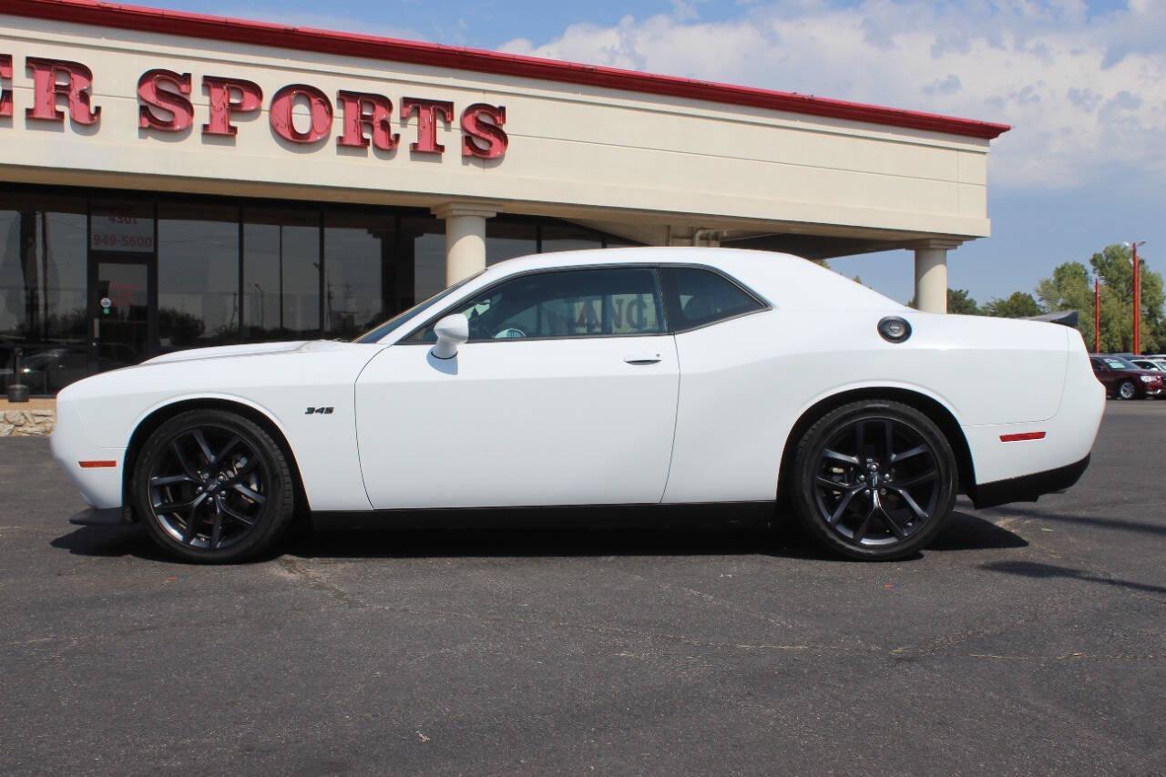 2023 White Dodge Challenger R/T Plus (2C3CDZBT7PH) with an 5.7L V8 OHV 16V engine, 6A transmission, located at 4301 NW 39th , Oklahoma City, OK, 73112, (405) 949-5600, 35.512135, -97.598671 - NO DRIVERS LICENCE -NO FULL COVERAGE INSURANCE - NO CREDIT CHECK. COME ON OVER TO SUPERSPORTS, TAKE A LOOK AND TEST DRIVE. PLEASE GIVE US A CALL AT (405) 949-5600. NO LICENCIA DE CONDUCIR - NO SEGURO DE COBERTURA TOTAL - NO VERIFICACION DE CREDITO. VISITENOS EN SUPERSPORTS, MIRE NUESTRO - Photo#5