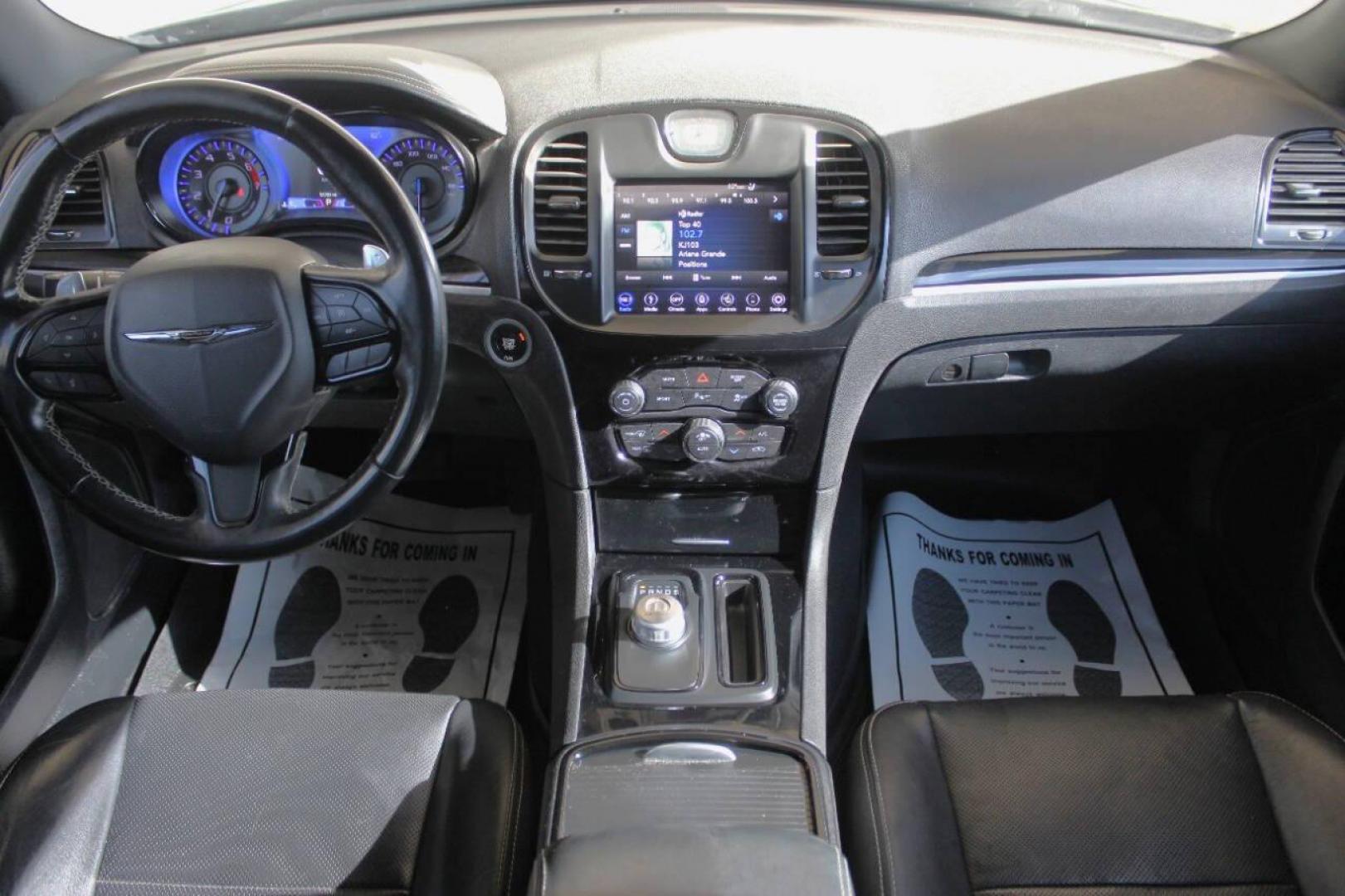 2019 Black Chrysler 300 S RWD (2C3CCABTXKH) with an 5.7L V8 5.7L V8 engine, Automatic 8-Speed transmission, located at 4301 NW 39th , Oklahoma City, OK, 73112, (405) 949-5600, 35.512135, -97.598671 - NO DRIVERS LICENCE NO-FULL COVERAGE INSURANCE-NO CREDIT CHECK. COME ON OVER TO SUPERSPORTS AND TAKE A LOOK AND TEST DRIVE. PLEASE GIVE US A CALL AT (405) 949-5600. NO LICENSIA DE MANEJAR- NO SEGURO DE COBERTURA TOTAL- NO VERIFICACCION DE CREDITO. POR FAVOR VENGAN A SUPERSPORTS, ECHE UN - Photo#17