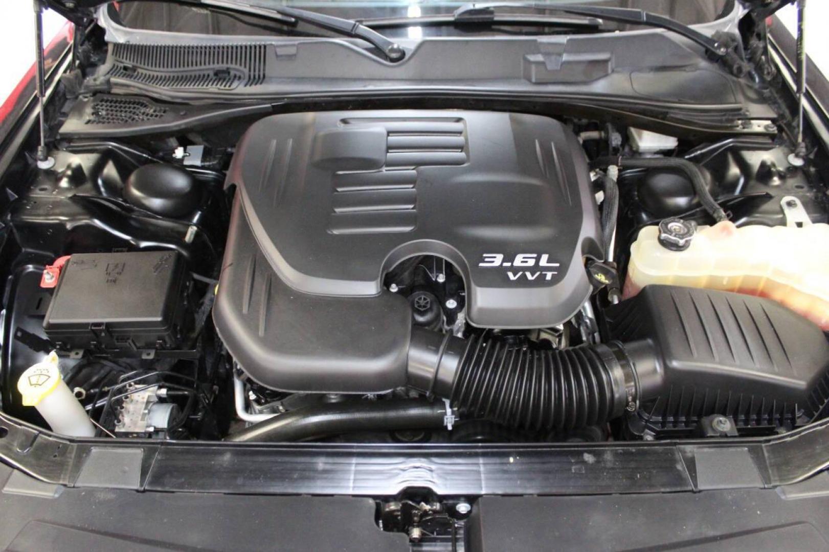 2020 Black Dodge Challenger SXT (2C3CDZAGXLH) with an 3.6L V6 DOHC 24V engine, 8A transmission, located at 4301 NW 39th , Oklahoma City, OK, 73112, (405) 949-5600, 35.512135, -97.598671 - NO DRIVERS LICENCE NO-FULL COVERAGE INSURANCE-NO CREDIT CHECK. COME ON OVER TO SUPERSPORTS AND TAKE A LOOK AND TEST DRIVE. PLEASE GIVE US A CALL AT (405) 949-5600. NO LICENSIA DE MANEJAR- NO SEGURO DE COBERTURA TOTAL- NO VERIFICACCION DE CREDITO. POR FAVOR VENGAN A SUPERSPORTS, ECHE UN - Photo#8