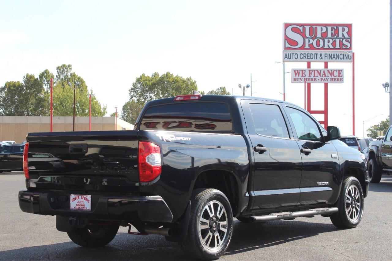2021 Black Toyota Tundra SR5 5.7L V8 CrewMax 2WD (5TFEY5F17MX) with an 5.7L V8 DOHC 32V engine, 6A transmission, located at 4301 NW 39th , Oklahoma City, OK, 73112, (405) 949-5600, 35.512135, -97.598671 - NO DRIVERS LICENCE -NO FULL COVERAGE INSURANCE - NO CREDIT CHECK. COME ON OVER TO SUPERSPORTS, TAKE A LOOK AND TEST DRIVE. PLEASE GIVE US A CALL AT (405) 949-5600. NO LICENCIA DE CONDUCIR - NO SEGURO DE COBERTURA TOTAL - NO VERIFICACION DE CREDITO. VISITENOS EN SUPERSPORTS, MIRE NUESTRO - Photo#3