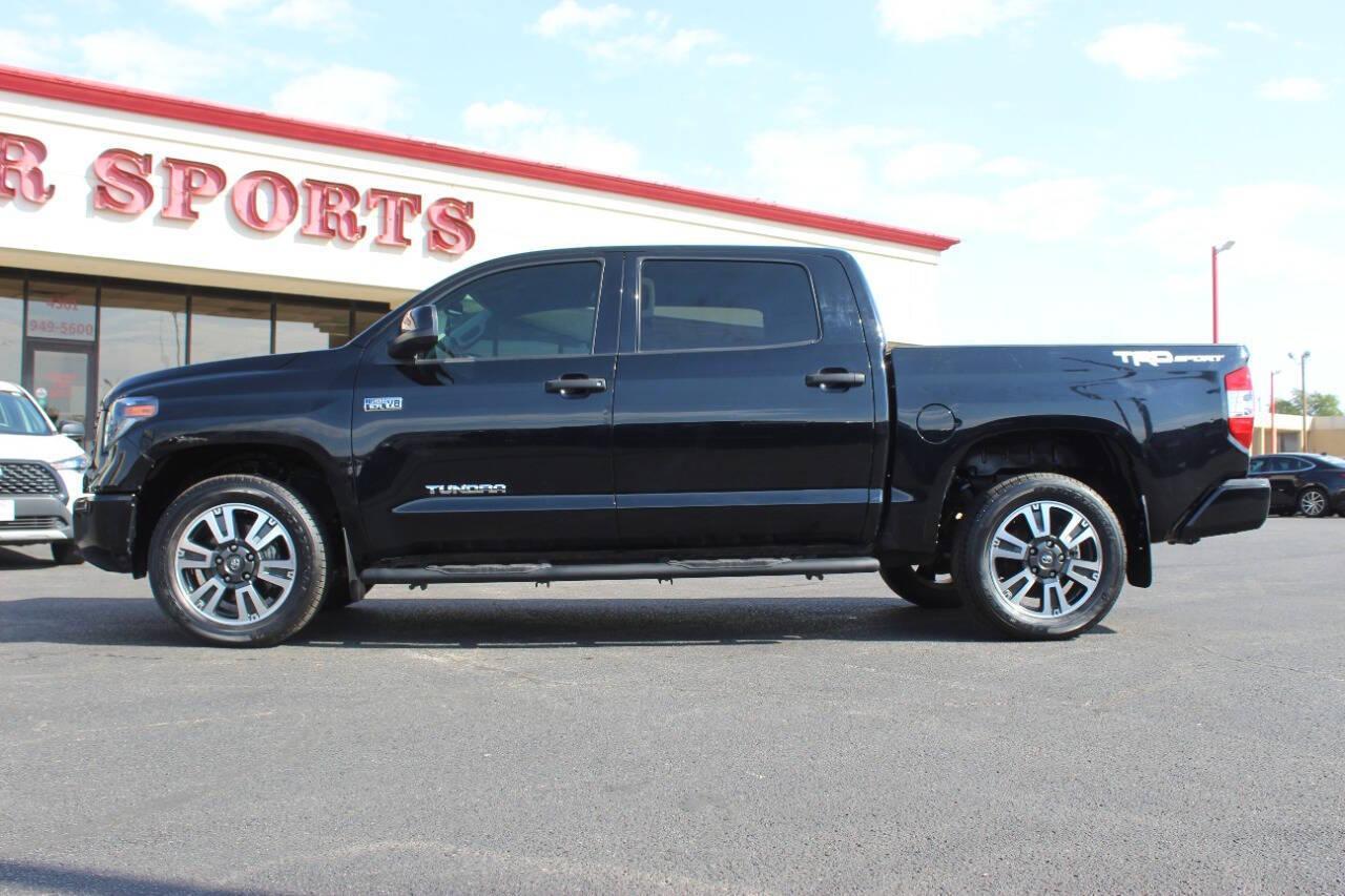2021 Black Toyota Tundra SR5 5.7L V8 CrewMax 2WD (5TFEY5F17MX) with an 5.7L V8 DOHC 32V engine, 6A transmission, located at 4301 NW 39th , Oklahoma City, OK, 73112, (405) 949-5600, 35.512135, -97.598671 - NO DRIVERS LICENCE -NO FULL COVERAGE INSURANCE - NO CREDIT CHECK. COME ON OVER TO SUPERSPORTS, TAKE A LOOK AND TEST DRIVE. PLEASE GIVE US A CALL AT (405) 949-5600. NO LICENCIA DE CONDUCIR - NO SEGURO DE COBERTURA TOTAL - NO VERIFICACION DE CREDITO. VISITENOS EN SUPERSPORTS, MIRE NUESTRO - Photo#5