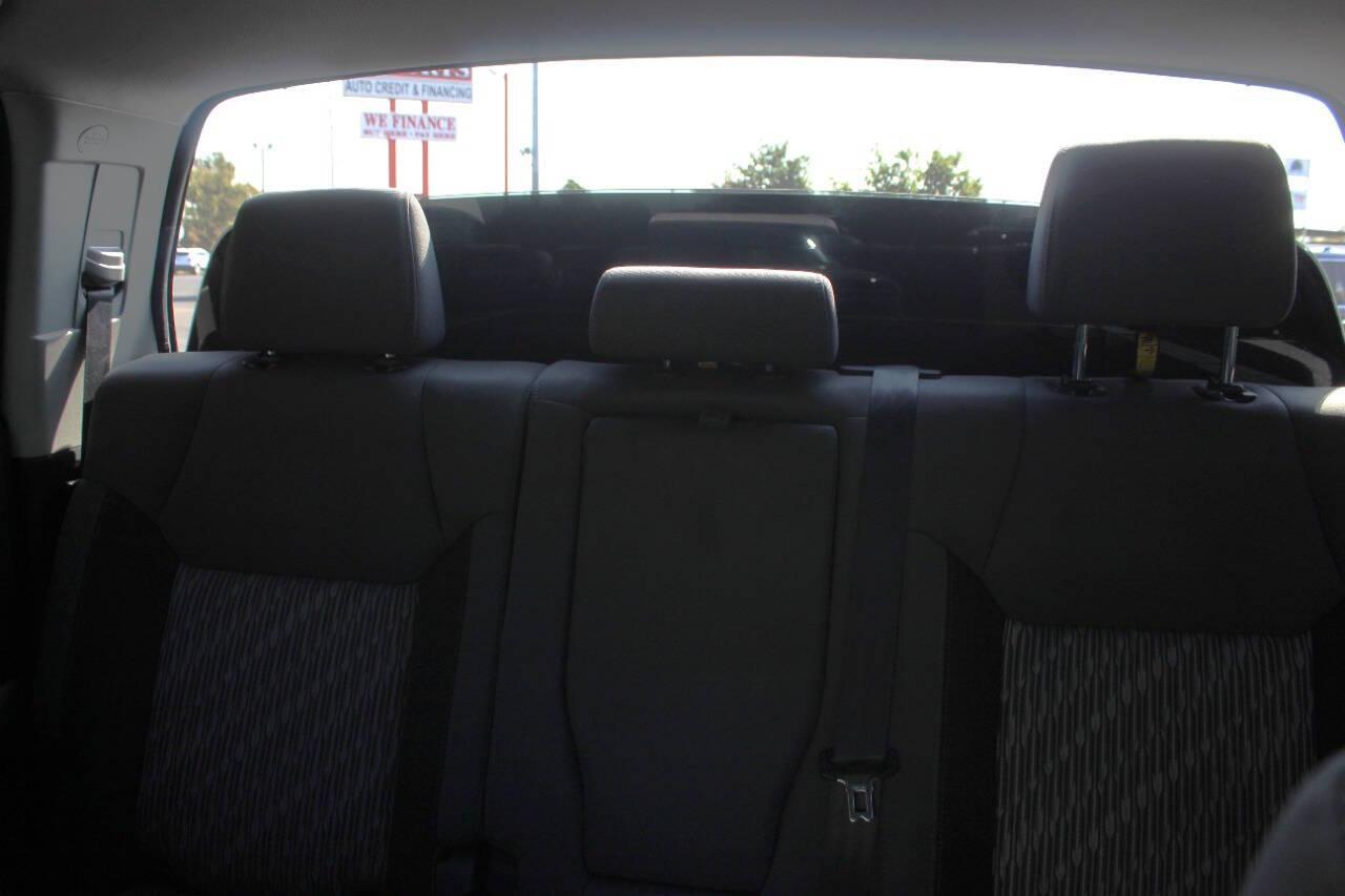 2021 Black Toyota Tundra SR5 5.7L V8 CrewMax 2WD (5TFEY5F17MX) with an 5.7L V8 DOHC 32V engine, 6A transmission, located at 4301 NW 39th , Oklahoma City, OK, 73112, (405) 949-5600, 35.512135, -97.598671 - NO DRIVERS LICENCE -NO FULL COVERAGE INSURANCE - NO CREDIT CHECK. COME ON OVER TO SUPERSPORTS, TAKE A LOOK AND TEST DRIVE. PLEASE GIVE US A CALL AT (405) 949-5600. NO LICENCIA DE CONDUCIR - NO SEGURO DE COBERTURA TOTAL - NO VERIFICACION DE CREDITO. VISITENOS EN SUPERSPORTS, MIRE NUESTRO - Photo#19