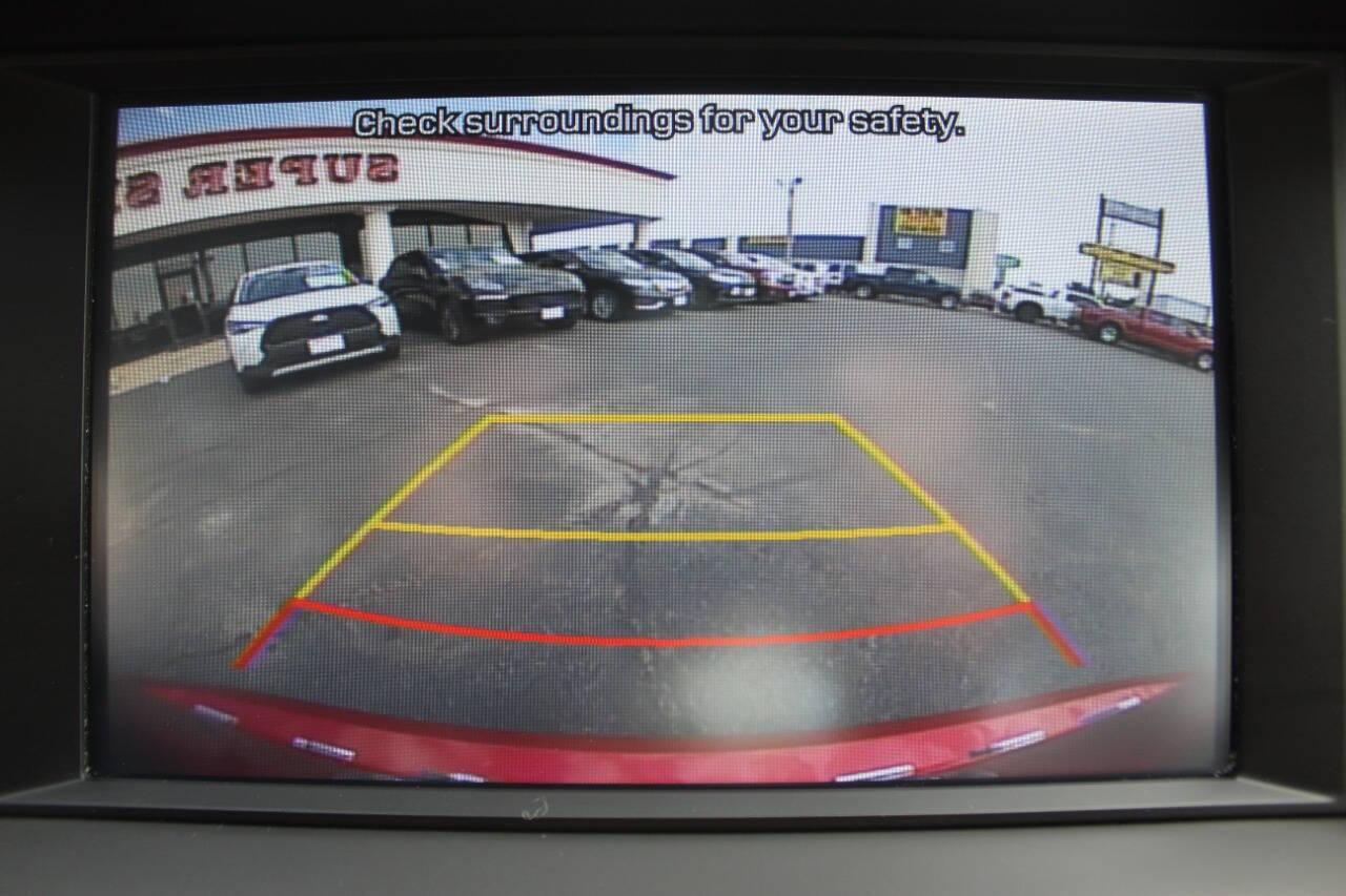 2020 Red Hyundai Elantra Limited (5NPD84LF7LH) with an 1.8L L4 DOHC 16V engine, 6A transmission, located at 4301 NW 39th , Oklahoma City, OK, 73112, (405) 949-5600, 35.512135, -97.598671 - NO DRIVERS LICENCE -NO FULL COVERAGE INSURANCE - NO CREDIT CHECK. COME ON OVER TO SUPERSPORTS, TAKE A LOOK AND TEST DRIVE. PLEASE GIVE US A CALL AT (405) 949-5600. NO LICENCIA DE CONDUCIR - NO SEGURO DE COBERTURA TOTAL - NO VERIFICACION DE CREDITO. VISITENOS EN SUPERSPORTS, MIRE NUESTRO - Photo#18