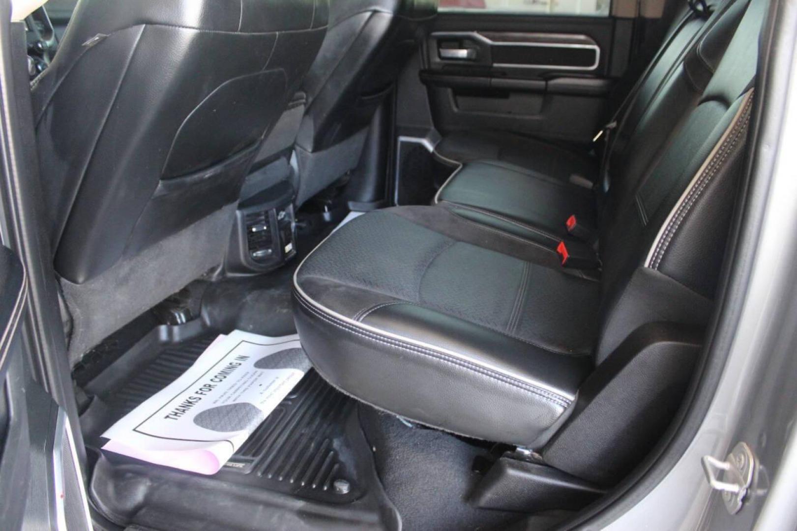 2020 Gray RAM 2500 Laramie Crew Cab SWB 4WD (3C6UR5FL9LG) with an 6.7L I6 Turbocharger 6.7L I6 engine, Automatic 6-Speed transmission, located at 4301 NW 39th , Oklahoma City, OK, 73112, (405) 949-5600, 35.512135, -97.598671 - NO DRIVERS LICENCE NO-FULL COVERAGE INSURANCE-NO CREDIT CHECK. COME ON OVER TO SUPERSPORTS AND TAKE A LOOK AND TEST DRIVE. PLEASE GIVE US A CALL AT (405) 949-5600. NO LICENSIA DE MANEJAR- NO SEGURO DE COBERTURA TOTAL- NO VERIFICACCION DE CREDITO. POR FAVOR VENGAN A SUPERSPORTS, ECHE UN - Photo#16