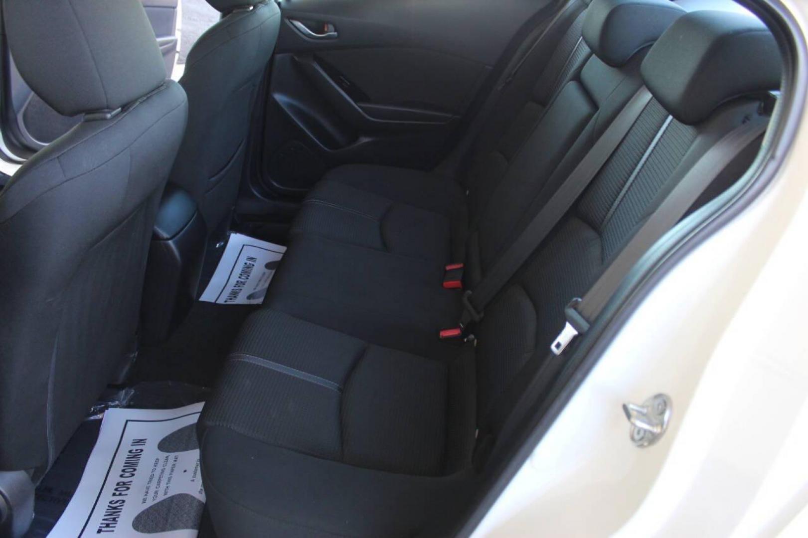 2017 White Mazda MAZDA3 i Sport AT 4-Door (3MZBN1U73HM) with an 2.0L L4 DOHC 16V engine, 6A transmission, located at 4301 NW 39th , Oklahoma City, OK, 73112, (405) 949-5600, 35.512135, -97.598671 - NO DRIVERS LICENCE NO-FULL COVERAGE INSURANCE-NO CREDIT CHECK. COME ON OVER TO SUPERSPORTS AND TAKE A LOOK AND TEST DRIVE. PLEASE GIVE US A CALL AT (405) 949-5600. NO LICENSIA DE MANEJAR- NO SEGURO DE COBERTURA TOTAL- NO VERIFICACCION DE CREDITO. POR FAVOR VENGAN A SUPERSPORTS, ECHE UN - Photo#13
