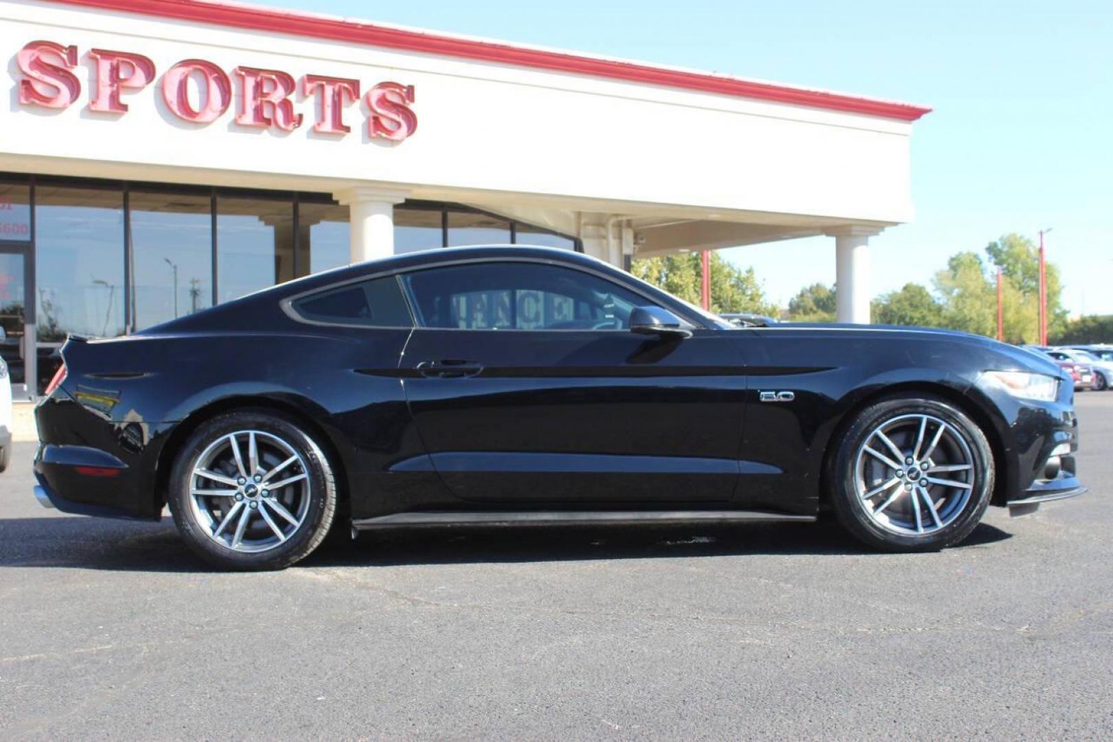 2015 Black Ford Mustang GT Coupe (1FA6P8CF8F5) with an 5.0L V8 DOHC 32V engine, Automatic 6-Speed transmission, located at 4301 NW 39th , Oklahoma City, OK, 73112, (405) 949-5600, 35.512135, -97.598671 - NO DRIVERS LICENCE NO-FULL COVERAGE INSURANCE-NO CREDIT CHECK. COME ON OVER TO SUPERSPORTS AND TAKE A LOOK AND TEST DRIVE. PLEASE GIVE US A CALL AT (405) 949-5600. NO LICENSIA DE MANEJAR- NO SEGURO DE COBERTURA TOTAL- NO VERIFICACCION DE CREDITO. POR FAVOR VENGAN A SUPERSPORTS, ECHE UN - Photo#2