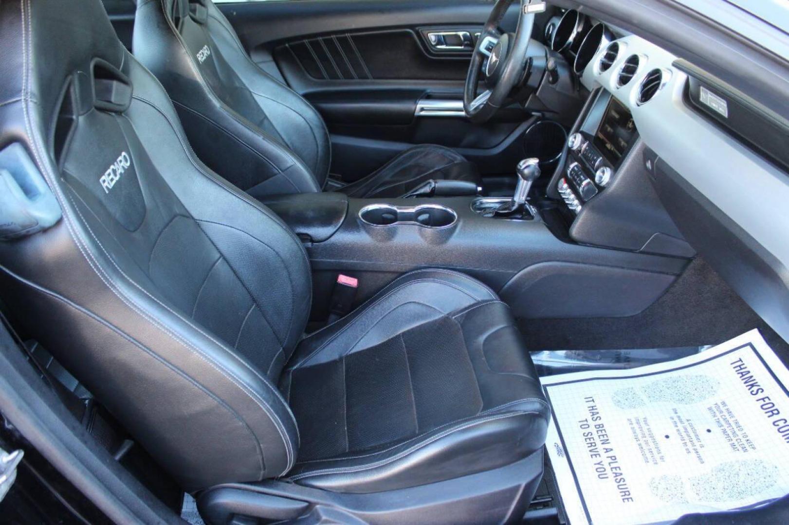 2015 Black Ford Mustang GT Coupe (1FA6P8CF8F5) with an 5.0L V8 DOHC 32V engine, Automatic 6-Speed transmission, located at 4301 NW 39th , Oklahoma City, OK, 73112, (405) 949-5600, 35.512135, -97.598671 - NO DRIVERS LICENCE NO-FULL COVERAGE INSURANCE-NO CREDIT CHECK. COME ON OVER TO SUPERSPORTS AND TAKE A LOOK AND TEST DRIVE. PLEASE GIVE US A CALL AT (405) 949-5600. NO LICENSIA DE MANEJAR- NO SEGURO DE COBERTURA TOTAL- NO VERIFICACCION DE CREDITO. POR FAVOR VENGAN A SUPERSPORTS, ECHE UN - Photo#8