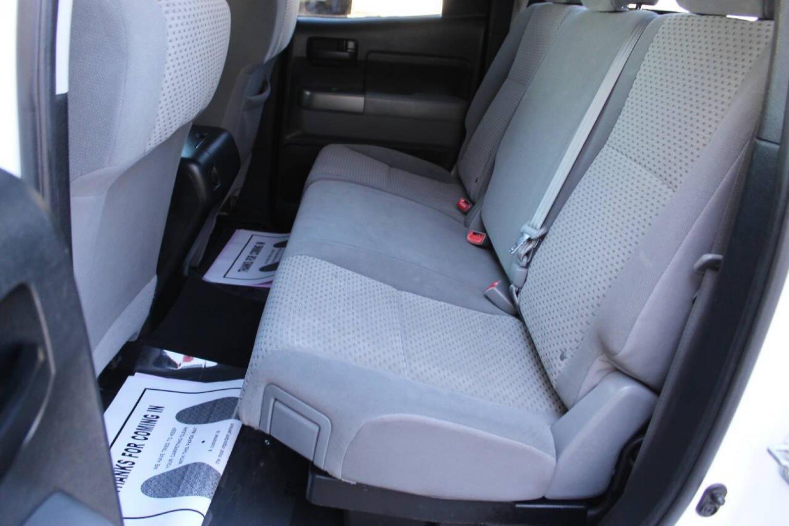 2012 White Toyota Tundra Tundra-Grade 5.7L FFV Double Cab 4WD (5TFUW5F13CX) with an 5.7L V8 DOHC 32V FFV engine, 6-Speed Automatic Overdrive transmission, located at 4301 NW 39th , Oklahoma City, OK, 73112, (405) 949-5600, 35.512135, -97.598671 - NO DRIVERS LICENCE NO-FULL COVERAGE INSURANCE-NO CREDIT CHECK. COME ON OVER TO SUPERSPORTS AND TAKE A LOOK AND TEST DRIVE. PLEASE GIVE US A CALL AT (405) 949-5600. NO LICENSIA DE MANEJAR- NO SEGURO DE COBERTURA TOTAL- NO VERIFICACCION DE CREDITO. POR FAVOR VENGAN A SUPERSPORTS, ECHE UN - Photo#12