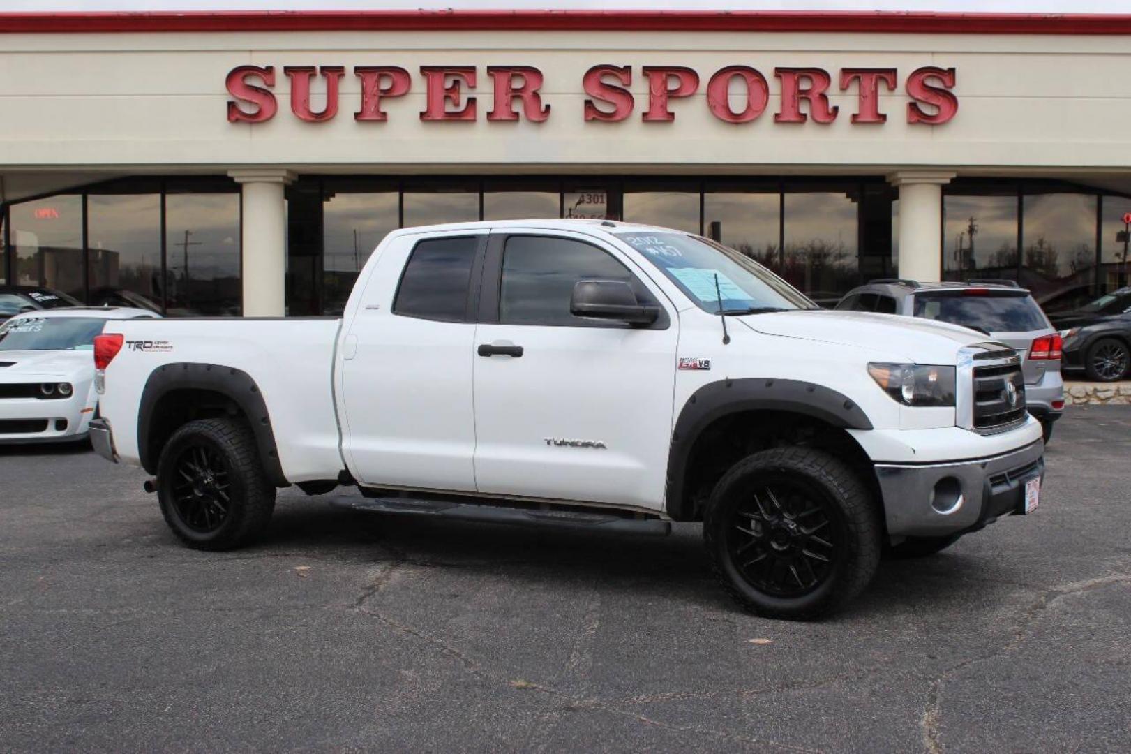 2012 White Toyota Tundra Tundra-Grade 5.7L FFV Double Cab 4WD (5TFUW5F13CX) with an 5.7L V8 DOHC 32V FFV engine, 6-Speed Automatic Overdrive transmission, located at 4301 NW 39th , Oklahoma City, OK, 73112, (405) 949-5600, 35.512135, -97.598671 - NO DRIVERS LICENCE NO-FULL COVERAGE INSURANCE-NO CREDIT CHECK. COME ON OVER TO SUPERSPORTS AND TAKE A LOOK AND TEST DRIVE. PLEASE GIVE US A CALL AT (405) 949-5600. NO LICENSIA DE MANEJAR- NO SEGURO DE COBERTURA TOTAL- NO VERIFICACCION DE CREDITO. POR FAVOR VENGAN A SUPERSPORTS, ECHE UN - Photo#0