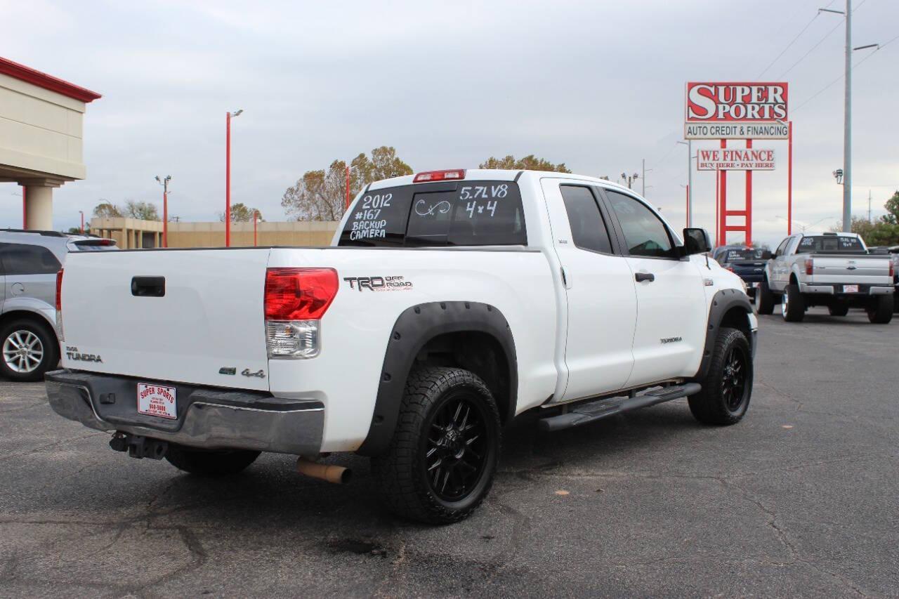 2012 White Toyota Tundra Tundra-Grade 5.7L FFV Double Cab 4WD (5TFUW5F13CX) with an 5.7L V8 DOHC 32V FFV engine, 6-Speed Automatic Overdrive transmission, located at 4301 NW 39th , Oklahoma City, OK, 73112, (405) 949-5600, 35.512135, -97.598671 - NO DRIVERS LICENCE NO-FULL COVERAGE INSURANCE-NO CREDIT CHECK. COME ON OVER TO SUPERSPORTS AND TAKE A LOOK AND TEST DRIVE. PLEASE GIVE US A CALL AT (405) 949-5600. NO LICENSIA DE MANEJAR- NO SEGURO DE COBERTURA TOTAL- NO VERIFICACCION DE CREDITO. POR FAVOR VENGAN A SUPERSPORTS, ECHE UN - Photo#3