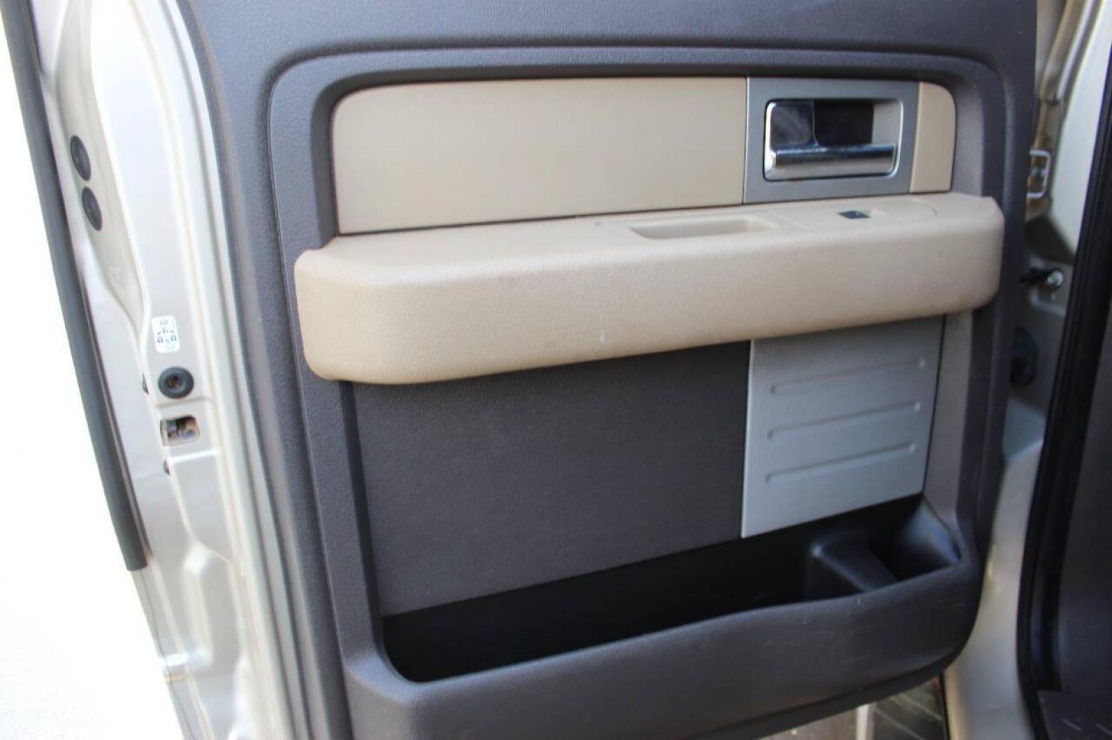 2010 Gold Ford F-150 Lariat SuperCrew 5.5-ft. Bed 2WD (1FTEW1C83AK) with an 4.6L V8 SOHC 24V engine, 4-Speed Automatic transmission, located at 4301 NW 39th , Oklahoma City, OK, 73112, (405) 949-5600, 35.512135, -97.598671 - NO DRIVERS LICENCE NO-FULL COVERAGE INSURANCE-NO CREDIT CHECK. COME ON OVER TO SUPERSPORTS AND TAKE A LOOK AND TEST DRIVE. PLEASE GIVE US A CALL AT (405) 949-5600. NO LICENSIA DE MANEJAR- NO SEGURO DE COBERTURA TOTAL- NO VERIFICACCION DE CREDITO. POR FAVOR VENGAN A SUPERSPORTS, ECHE UN - Photo#13