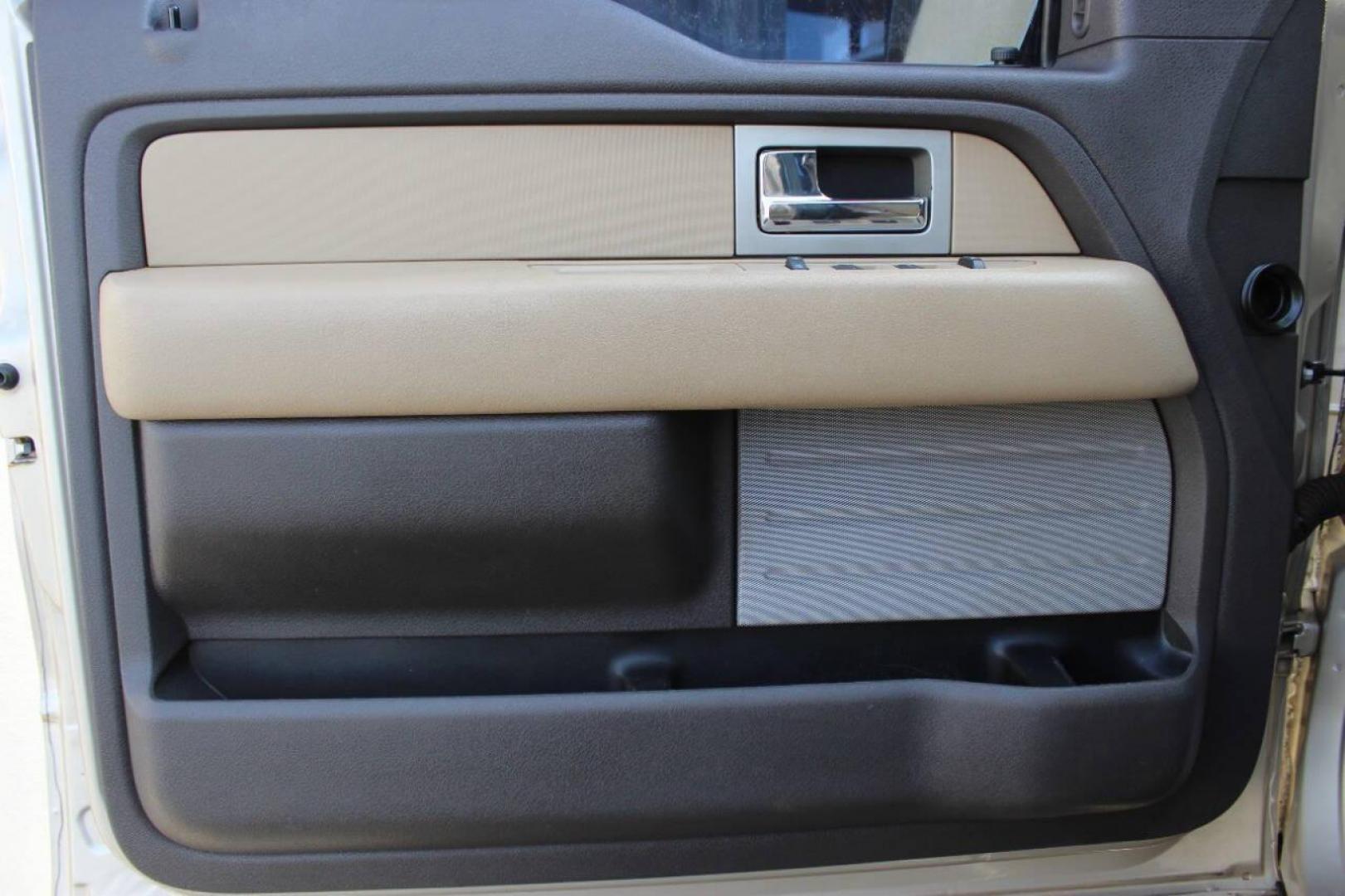 2010 Gold Ford F-150 Lariat SuperCrew 5.5-ft. Bed 2WD (1FTEW1C83AK) with an 4.6L V8 SOHC 24V engine, 4-Speed Automatic transmission, located at 4301 NW 39th , Oklahoma City, OK, 73112, (405) 949-5600, 35.512135, -97.598671 - NO DRIVERS LICENCE NO-FULL COVERAGE INSURANCE-NO CREDIT CHECK. COME ON OVER TO SUPERSPORTS AND TAKE A LOOK AND TEST DRIVE. PLEASE GIVE US A CALL AT (405) 949-5600. NO LICENSIA DE MANEJAR- NO SEGURO DE COBERTURA TOTAL- NO VERIFICACCION DE CREDITO. POR FAVOR VENGAN A SUPERSPORTS, ECHE UN - Photo#14