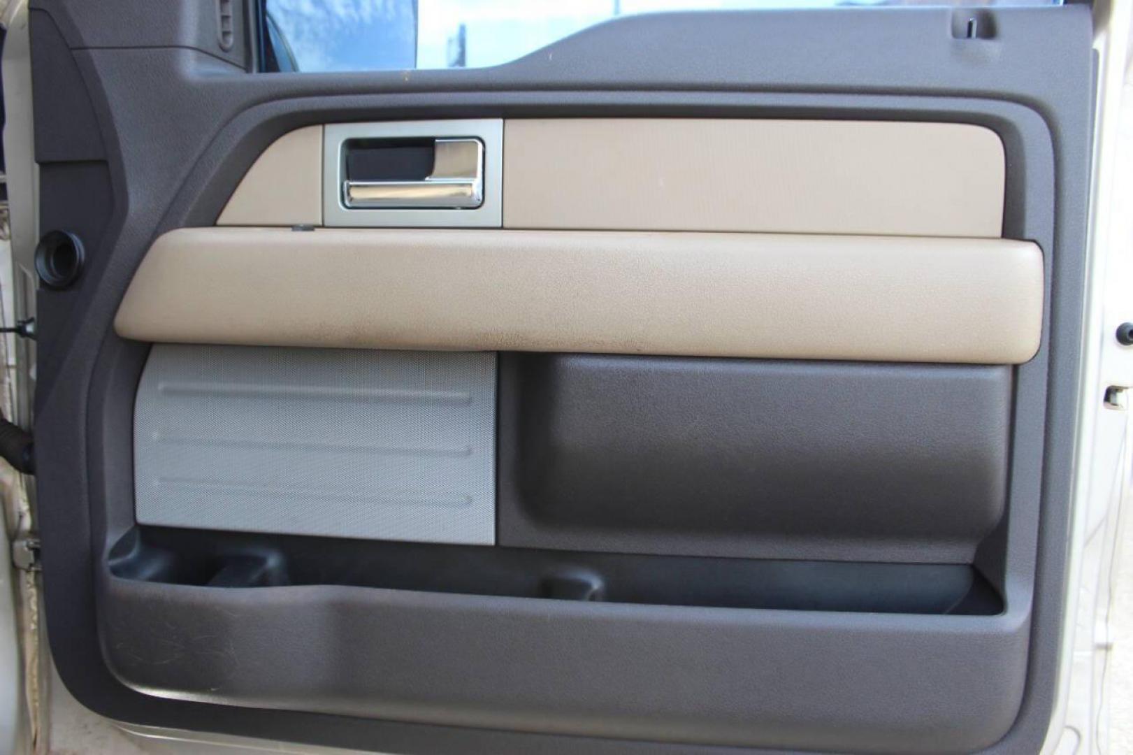 2010 Gold Ford F-150 Lariat SuperCrew 5.5-ft. Bed 2WD (1FTEW1C83AK) with an 4.6L V8 SOHC 24V engine, 4-Speed Automatic transmission, located at 4301 NW 39th , Oklahoma City, OK, 73112, (405) 949-5600, 35.512135, -97.598671 - NO DRIVERS LICENCE NO-FULL COVERAGE INSURANCE-NO CREDIT CHECK. COME ON OVER TO SUPERSPORTS AND TAKE A LOOK AND TEST DRIVE. PLEASE GIVE US A CALL AT (405) 949-5600. NO LICENSIA DE MANEJAR- NO SEGURO DE COBERTURA TOTAL- NO VERIFICACCION DE CREDITO. POR FAVOR VENGAN A SUPERSPORTS, ECHE UN - Photo#9