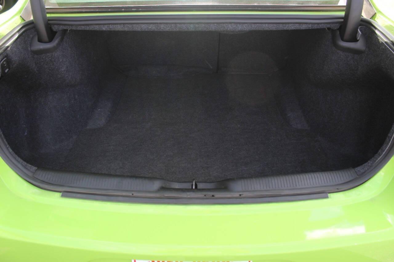 2023 Lime Green Dodge Charger SXT (2C3CDXBG6PH) with an 3.6L V6 DOHC 24V engine, 8A transmission, located at 4301 NW 39th , Oklahoma City, OK, 73112, (405) 949-5600, 35.512135, -97.598671 - NO DRIVERS LICENCE -NO FULL COVERAGE INSURANCE - NO CREDIT CHECK. COME ON OVER TO SUPERSPORTS, TAKE A LOOK AND TEST DRIVE. PLEASE GIVE US A CALL AT (405) 949-5600. NO LICENCIA DE CONDUCIR - NO SEGURO DE COBERTURA TOTAL - NO VERIFICACION DE CREDITO. VISITENOS EN SUPERSPORTS, MIRE NUESTRO - Photo#12