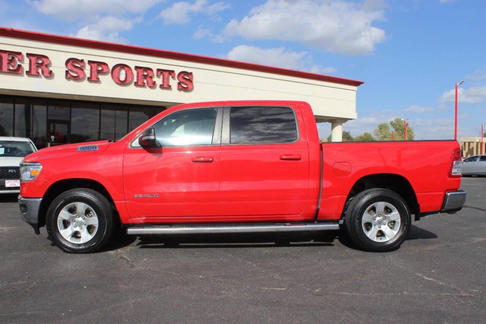 2022 Red RAM 1500 Big Horn Crew Cab SWB 4WD (1C6SRFFT0NN) with an 5.7L V8 OHV 16V engine, 8A transmission, located at 4301 NW 39th , Oklahoma City, OK, 73112, (405) 949-5600, 35.512135, -97.598671 - NO DRIVERS LICENCE NO-FULL COVERAGE INSURANCE-NO CREDIT CHECK. COME ON OVER TO SUPERSPORTS AND TAKE A LOOK AND TEST DRIVE. PLEASE GIVE US A CALL AT (405) 949-5600. NO LICENSIA DE MANEJAR- NO SEGURO DE COBERTURA TOTAL- NO VERIFICACCION DE CREDITO. POR FAVOR VENGAN A SUPERSPORTS, ECHE UN - Photo#6