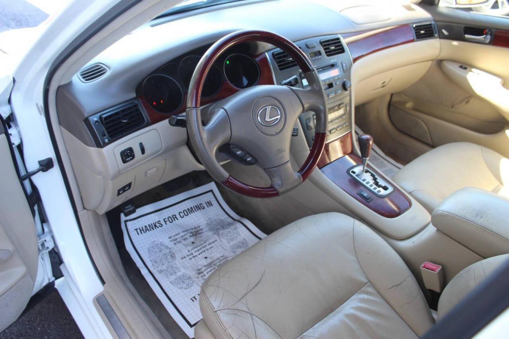 2003 White Lexus ES 300 Sedan (JTHBF30G735) with an 3.0L V6 DOHC 24V engine, 5-Speed Automatic Overdrive transmission, located at 4301 NW 39th , Oklahoma City, OK, 73112, (405) 949-5600, 35.512135, -97.598671 - NO DRIVERS LICENCE NO-FULL COVERAGE INSURANCE-NO CREDIT CHECK. COME ON OVER TO SUPERSPORTS AND TAKE A LOOK AND TEST DRIVE. PLEASE GIVE US A CALL AT (405) 949-5600. NO LICENSIA DE MANEJAR- NO SEGURO DE COBERTURA TOTAL- NO VERIFICACCION DE CREDITO. POR FAVOR VENGAN A SUPERSPORTS, ECHE UN - Photo#15