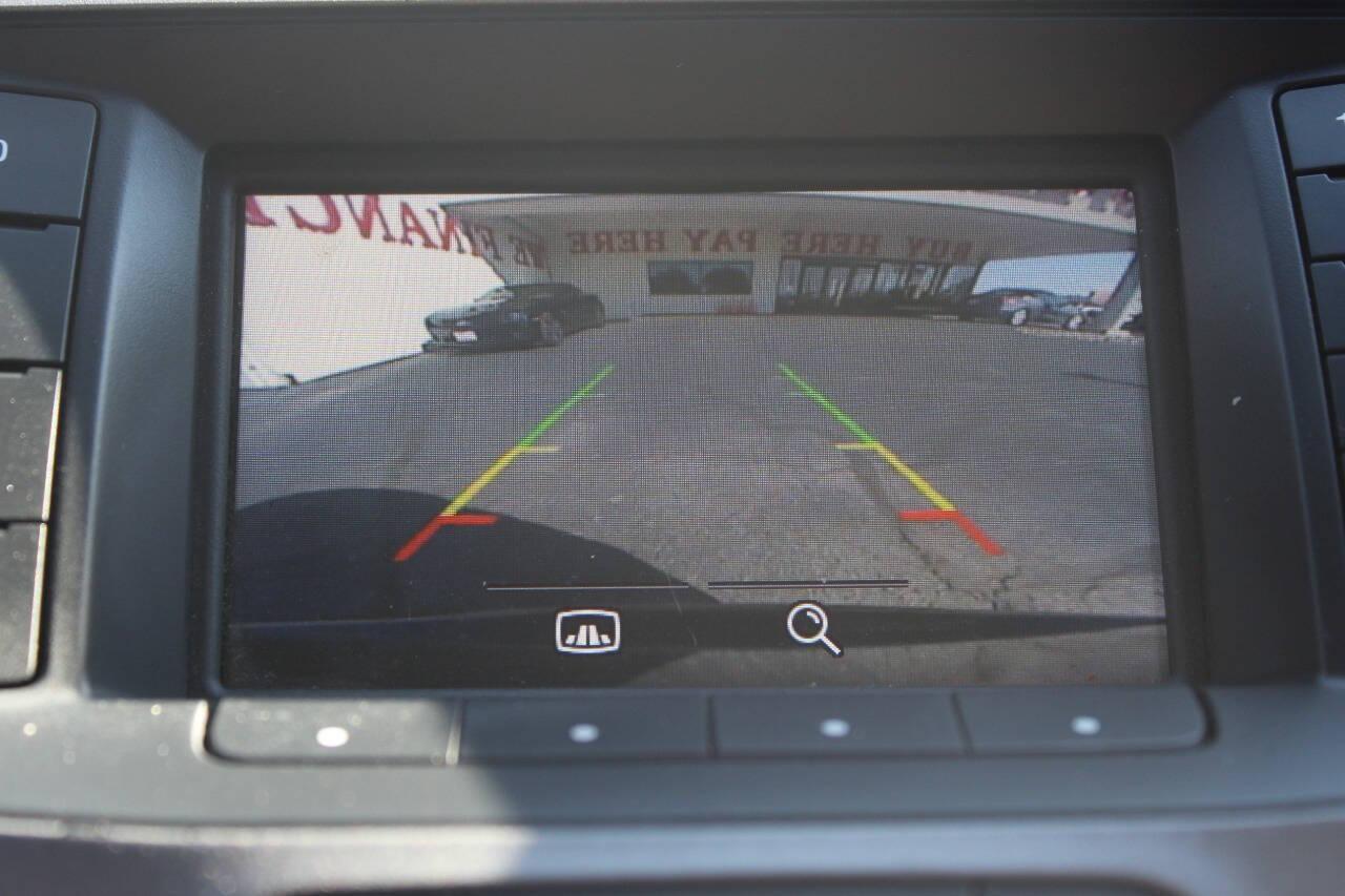 2017 Black Ford Taurus SEL FWD (1FAHP2E8XHG) with an 3.5L V6 DOHC 24V engine, 6A transmission, located at 4301 NW 39th , Oklahoma City, OK, 73112, (405) 949-5600, 35.512135, -97.598671 - NO DRIVERS LICENCE -NO FULL COVERAGE INSURANCE - NO CREDIT CHECK. COME ON OVER TO SUPERSPORTS, TAKE A LOOK AND TEST DRIVE. PLEASE GIVE US A CALL AT (405) 949-5600. NO LICENCIA DE CONDUCIR - NO SEGURO DE COBERTURA TOTAL - NO VERIFICACION DE CREDITO. VISITENOS EN SUPERSPORTS, MIRE NUESTRO - Photo#18