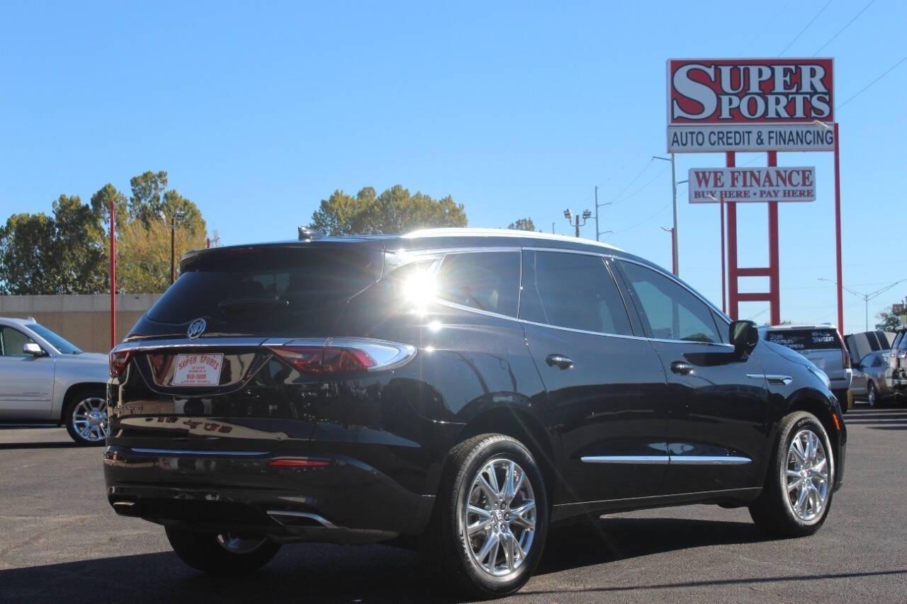 2023 Black Buick Enclave Essence AWD (5GAEVAKW7PJ) with an 3.6L V6 3.6L V6 engine, Automatic 9-Speed transmission, located at 4301 NW 39th , Oklahoma City, OK, 73112, (405) 949-5600, 35.512135, -97.598671 - NO DRIVERS LICENCE -NO FULL COVERAGE INSURANCE - NO CREDIT CHECK. COME ON OVER TO SUPERSPORTS, TAKE A LOOK AND TEST DRIVE. PLEASE GIVE US A CALL AT (405) 949-5600. NO LICENCIA DE CONDUCIR - NO SEGURO DE COBERTURA TOTAL - NO VERIFICACION DE CREDITO. VISITENOS EN SUPERSPORTS, MIRE NUESTRO - Photo#3