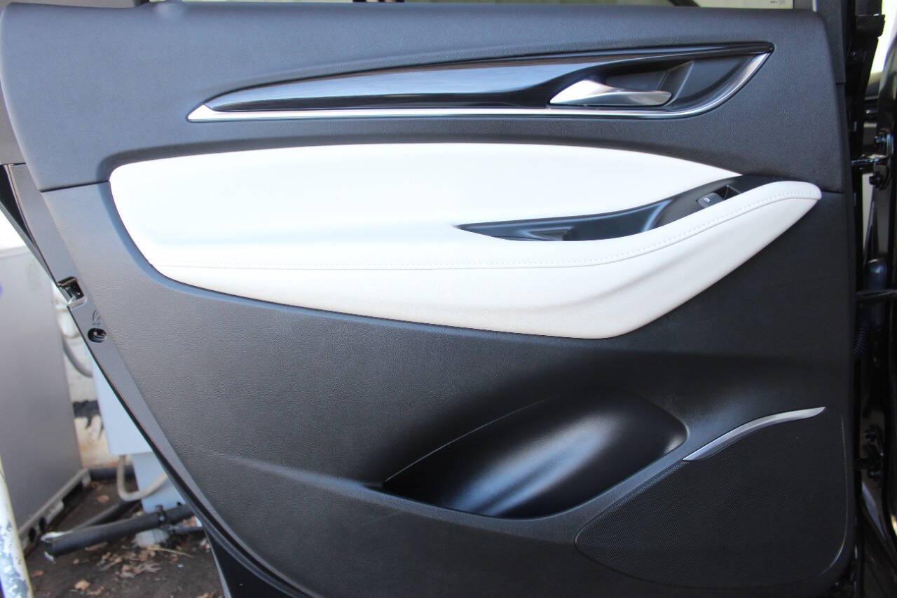 2023 Black Buick Enclave Essence AWD (5GAEVAKW7PJ) with an 3.6L V6 3.6L V6 engine, Automatic 9-Speed transmission, located at 4301 NW 39th , Oklahoma City, OK, 73112, (405) 949-5600, 35.512135, -97.598671 - NO DRIVERS LICENCE -NO FULL COVERAGE INSURANCE - NO CREDIT CHECK. COME ON OVER TO SUPERSPORTS, TAKE A LOOK AND TEST DRIVE. PLEASE GIVE US A CALL AT (405) 949-5600. NO LICENCIA DE CONDUCIR - NO SEGURO DE COBERTURA TOTAL - NO VERIFICACION DE CREDITO. VISITENOS EN SUPERSPORTS, MIRE NUESTRO - Photo#16