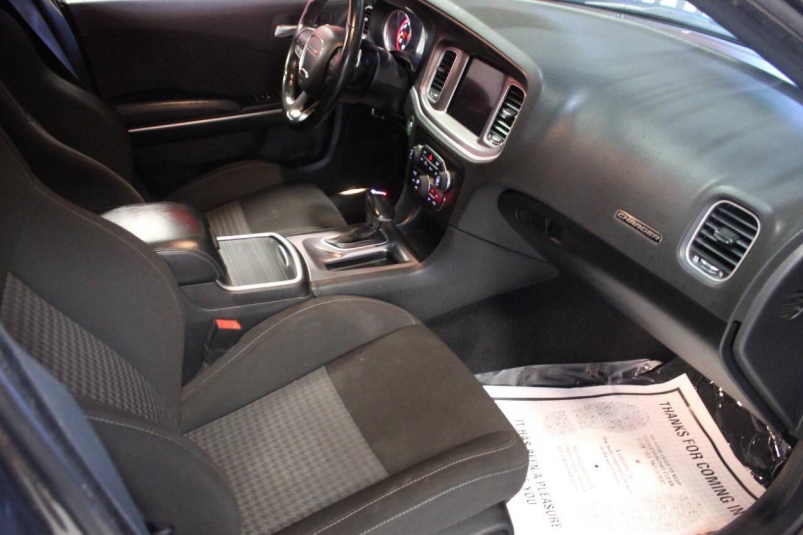 2020 Gray Dodge Charger R/T (2C3CDXCT1LH) with an 5.7L V8 OHV 16V engine, 8A transmission, located at 4301 NW 39th , Oklahoma City, OK, 73112, (405) 949-5600, 35.512135, -97.598671 - NO DRIVERS LICENCE NO-FULL COVERAGE INSURANCE-NO CREDIT CHECK. COME ON OVER TO SUPERSPORTS AND TAKE A LOOK AND TEST DRIVE. PLEASE GIVE US A CALL AT (405) 949-5600. NO LICENSIA DE MANEJAR- NO SEGURO DE COBERTURA TOTAL- NO VERIFICACCION DE CREDITO. POR FAVOR VENGAN A SUPERSPORTS, ECHE UN - Photo#8