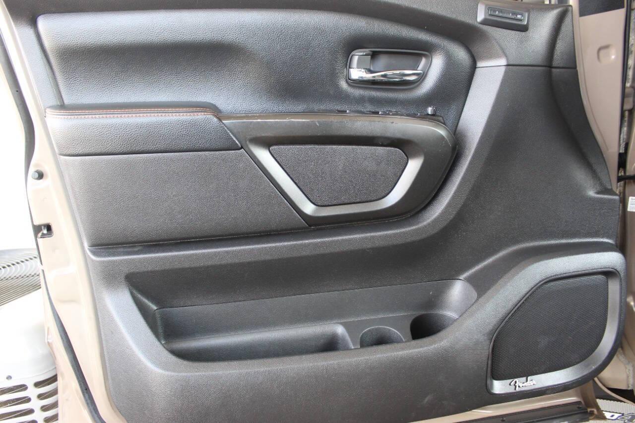 2020 Tan Nissan Titan Platinum Reserve Crew Cab 4WD (1N6AA1ED5LN) with an 5.6L V8 5.6L V8 engine, Automatic 9-Speed transmission, located at 4301 NW 39th , Oklahoma City, OK, 73112, (405) 949-5600, 35.512135, -97.598671 - NO DRIVERS LICENCE NO-FULL COVERAGE INSURANCE-NO CREDIT CHECK. COME ON OVER TO SUPERSPORTS AND TAKE A LOOK AND TEST DRIVE. PLEASE GIVE US A CALL AT (405) 949-5600. NO LICENSIA DE MANEJAR- NO SEGURO DE COBERTURA TOTAL- NO VERIFICACCION DE CREDITO. POR FAVOR VENGAN A SUPERSPORTS, ECHE UN - Photo#18