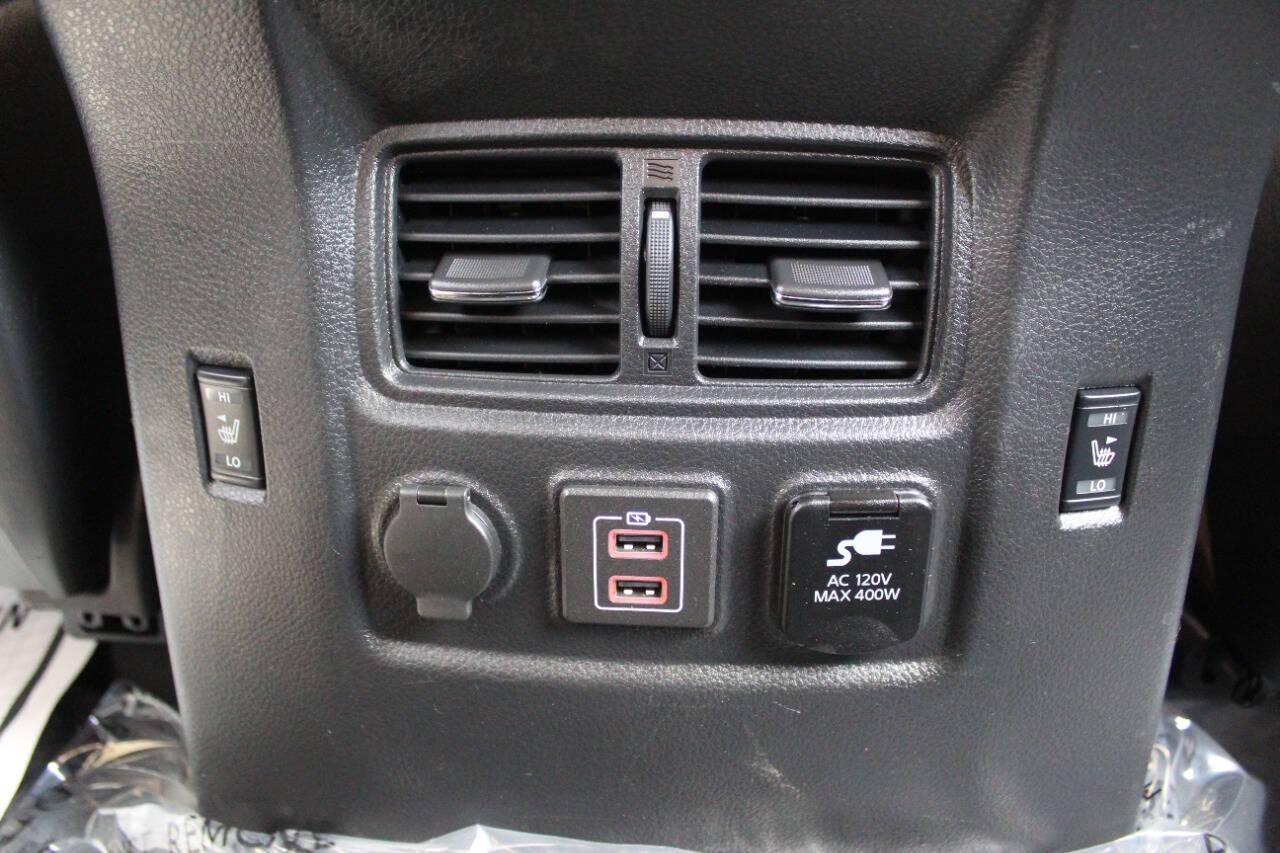 2020 Tan Nissan Titan Platinum Reserve Crew Cab 4WD (1N6AA1ED5LN) with an 5.6L V8 5.6L V8 engine, Automatic 9-Speed transmission, located at 4301 NW 39th , Oklahoma City, OK, 73112, (405) 949-5600, 35.512135, -97.598671 - NO DRIVERS LICENCE NO-FULL COVERAGE INSURANCE-NO CREDIT CHECK. COME ON OVER TO SUPERSPORTS AND TAKE A LOOK AND TEST DRIVE. PLEASE GIVE US A CALL AT (405) 949-5600. NO LICENSIA DE MANEJAR- NO SEGURO DE COBERTURA TOTAL- NO VERIFICACCION DE CREDITO. POR FAVOR VENGAN A SUPERSPORTS, ECHE UN - Photo#27