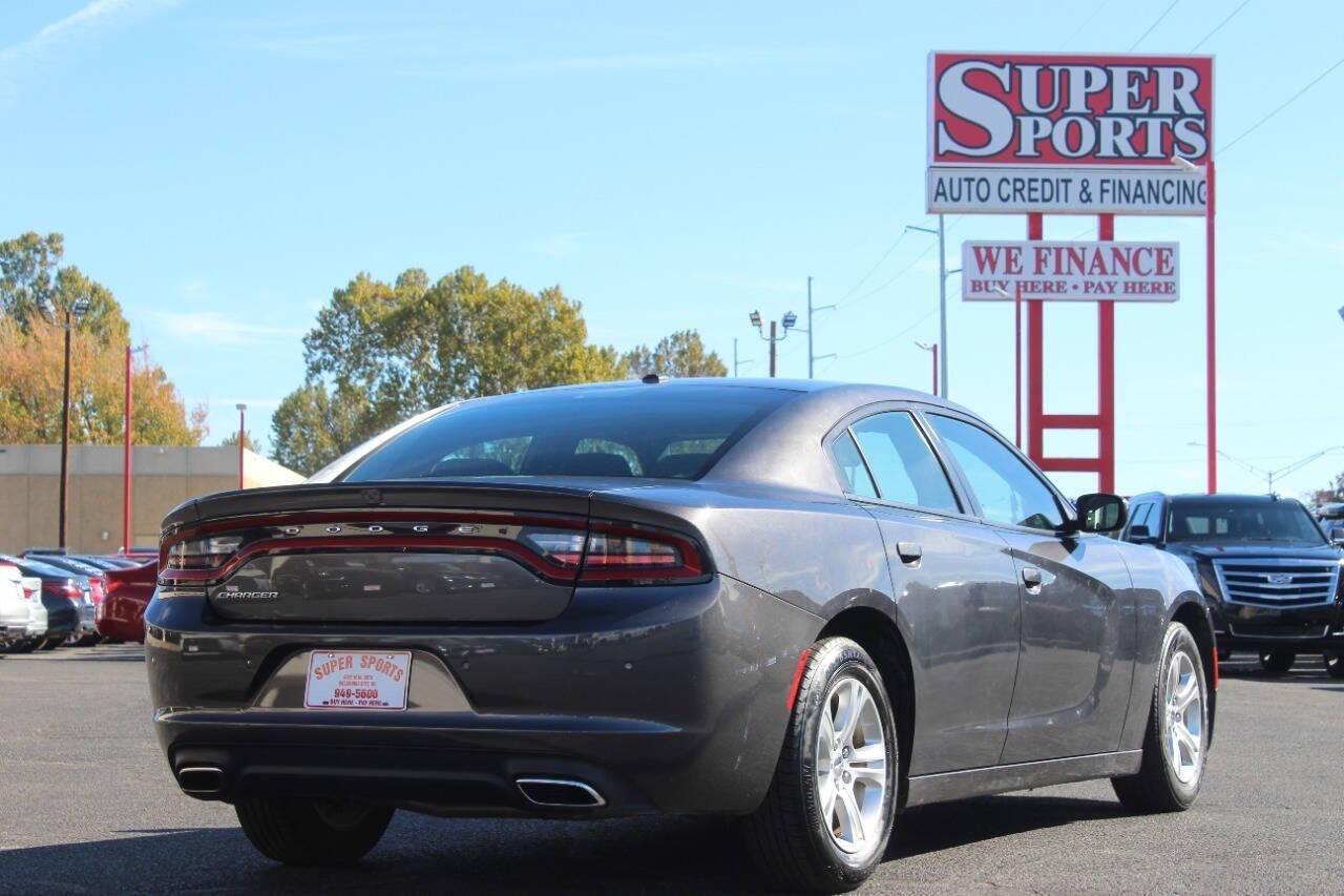 2021 Gray Dodge Charger SXT (2C3CDXBG0MH) with an 3.6L V6 DOHC 24V engine, 8A transmission, located at 4301 NW 39th , Oklahoma City, OK, 73112, (405) 949-5600, 35.512135, -97.598671 - NO DRIVERS LICENCE -NO FULL COVERAGE INSURANCE - NO CREDIT CHECK. COME ON OVER TO SUPERSPORTS, TAKE A LOOK AND TEST DRIVE. PLEASE GIVE US A CALL AT (405) 949-5600. NO LICENCIA DE CONDUCIR - NO SEGURO DE COBERTURA TOTAL - NO VERIFICACION DE CREDITO. VISITENOS EN SUPERSPORTS, MIRE NUESTRO - Photo#3