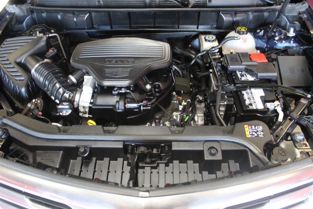 2018 Purple Cadillac XT5 Luxury (1GYKNCRS5JZ) with an 3.6L V6 3.6L V6 engine, Automatic 8-Speed transmission, located at 4301 NW 39th , Oklahoma City, OK, 73112, (405) 949-5600, 35.512135, -97.598671 - NO DRIVERS LICENCE NO-FULL COVERAGE INSURANCE-NO CREDIT CHECK. COME ON OVER TO SUPERSPORTS AND TAKE A LOOK AND TEST DRIVE. PLEASE GIVE US A CALL AT (405) 949-5600. NO LICENSIA DE MANEJAR- NO SEGURO DE COBERTURA TOTAL- NO VERIFICACCION DE CREDITO. POR FAVOR VENGAN A SUPERSPORTS, ECHE UN - Photo#7